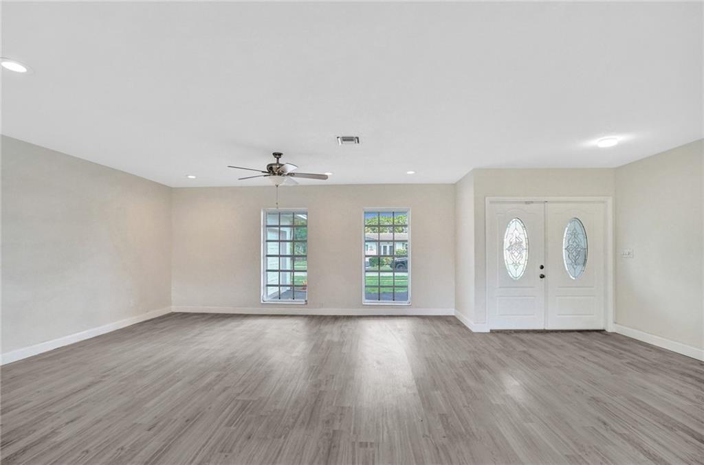 Emerald Hills 68-26 B - Residential