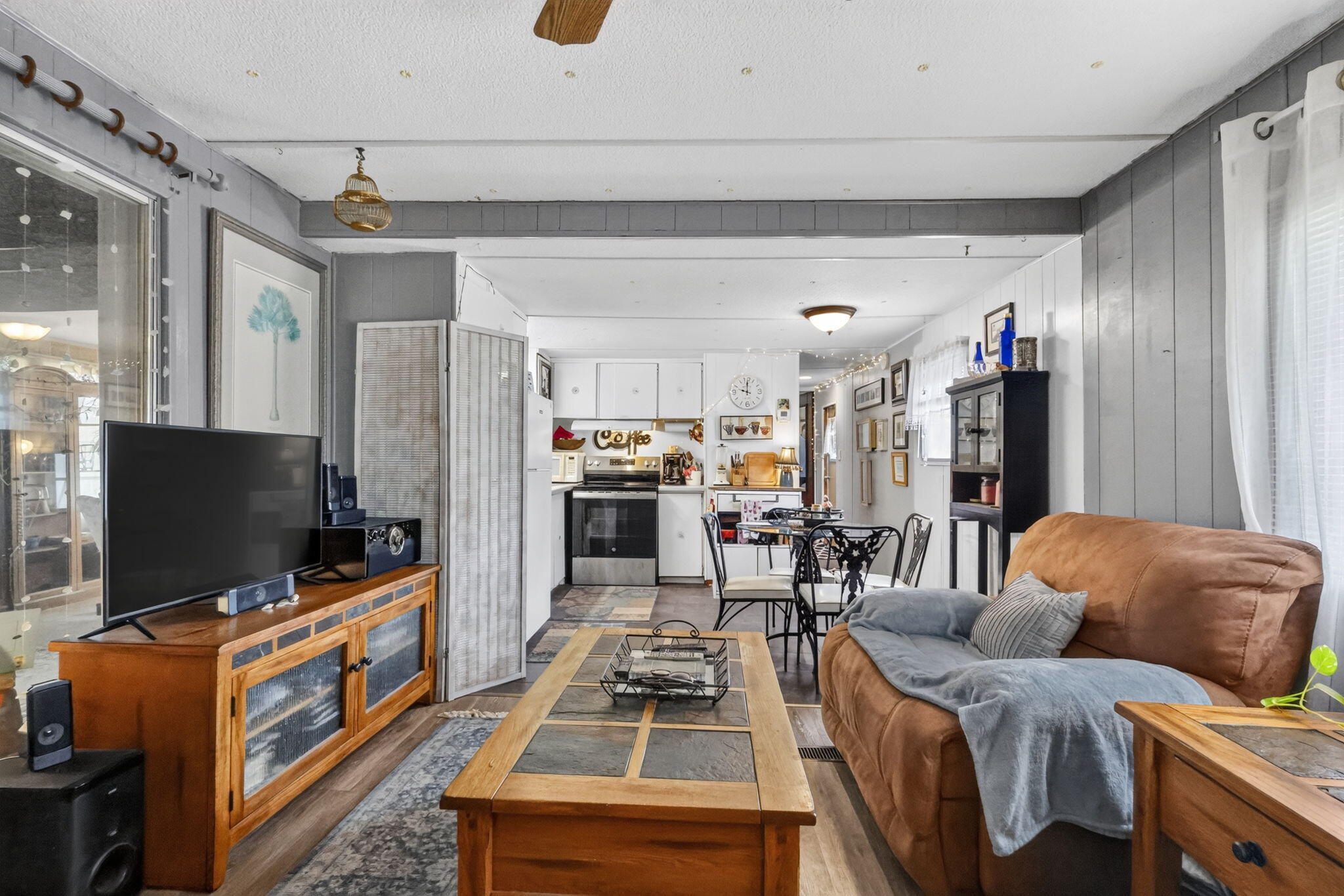 COLONIAL ESTATES INC MOBILE HOME PARK - Residential