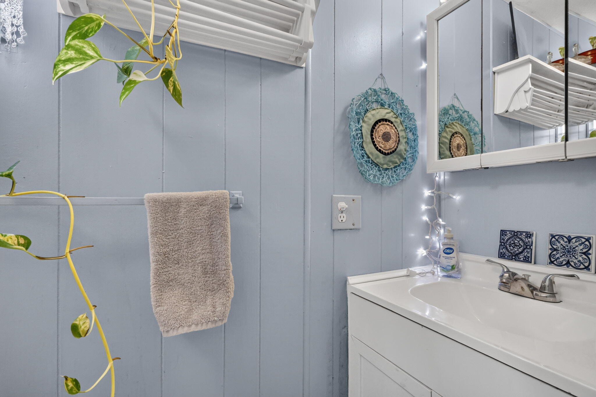 COLONIAL ESTATES INC MOBILE HOME PARK - Residential