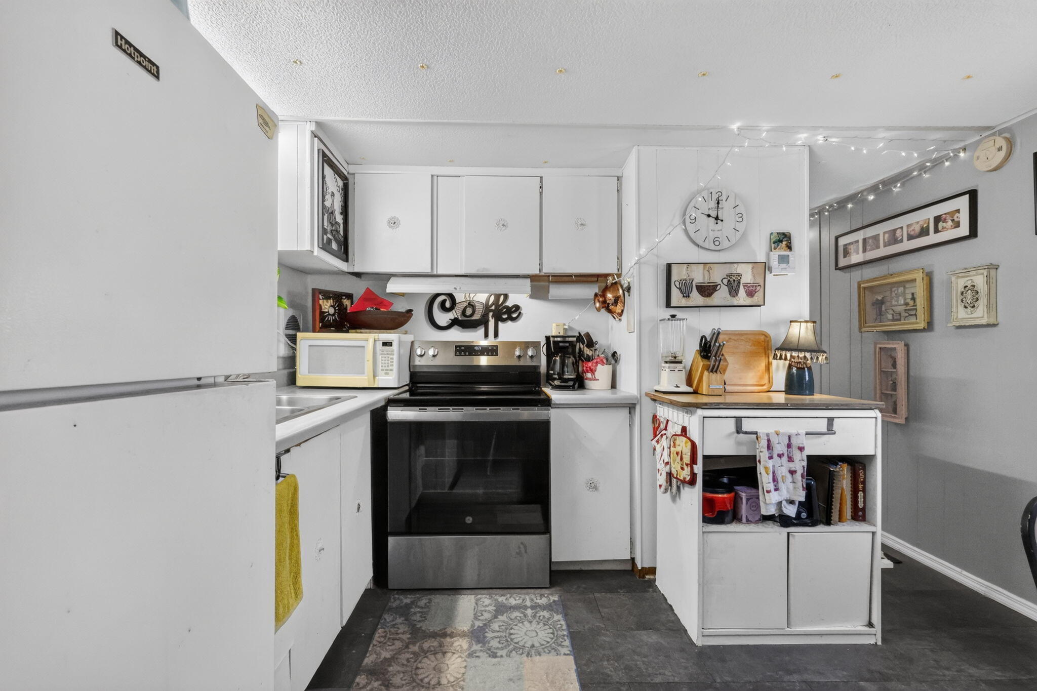 COLONIAL ESTATES INC MOBILE HOME PARK - Residential