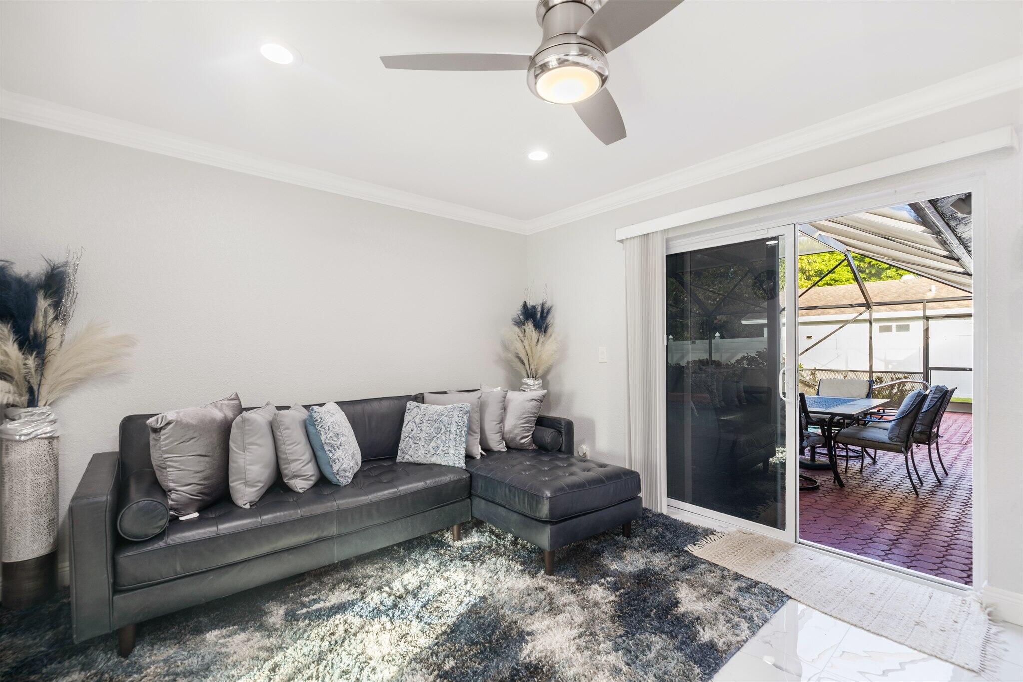 PALM BEACH LAKES NORTH 1 - Residential