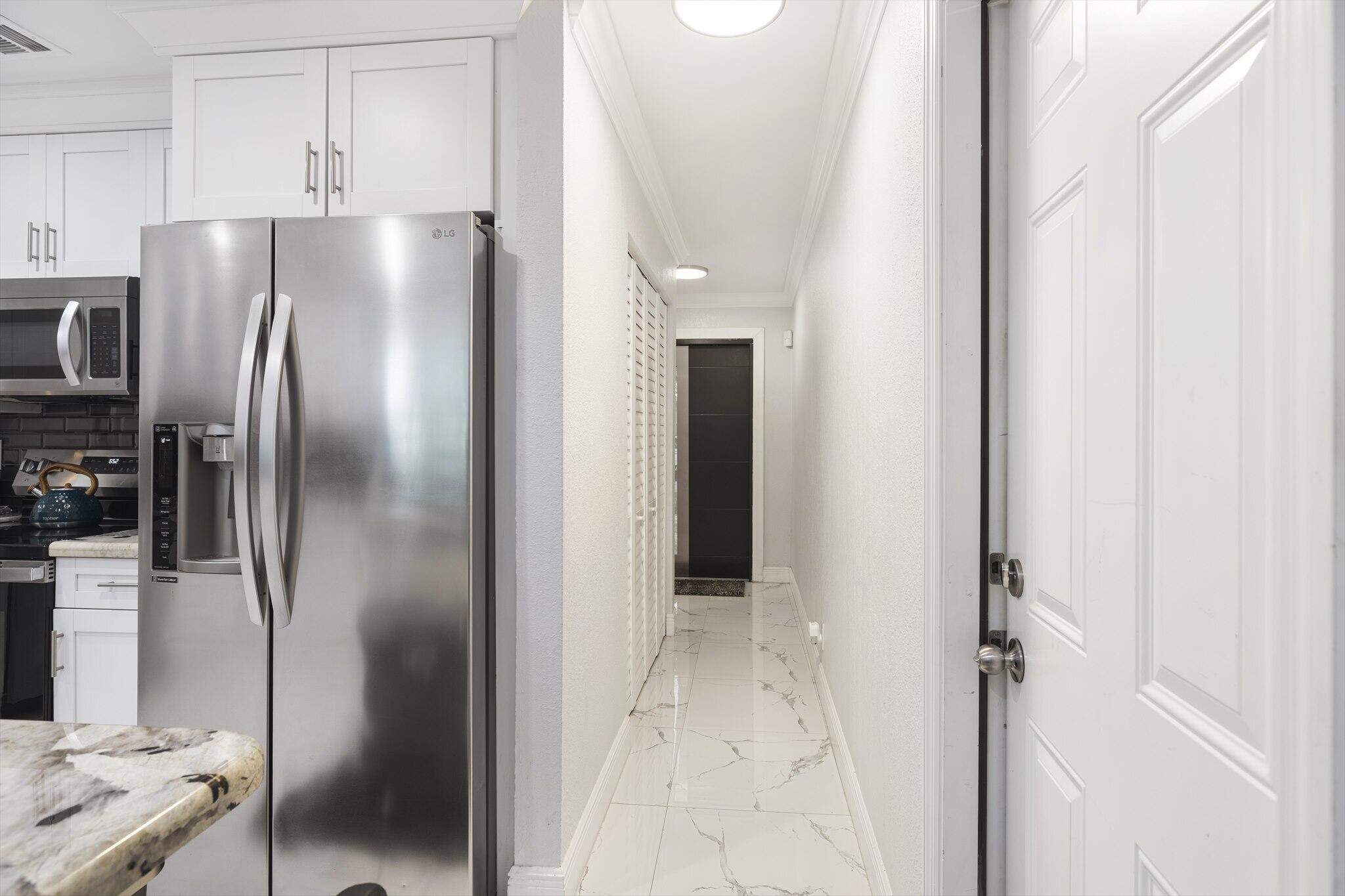PALM BEACH LAKES NORTH 1 - Residential