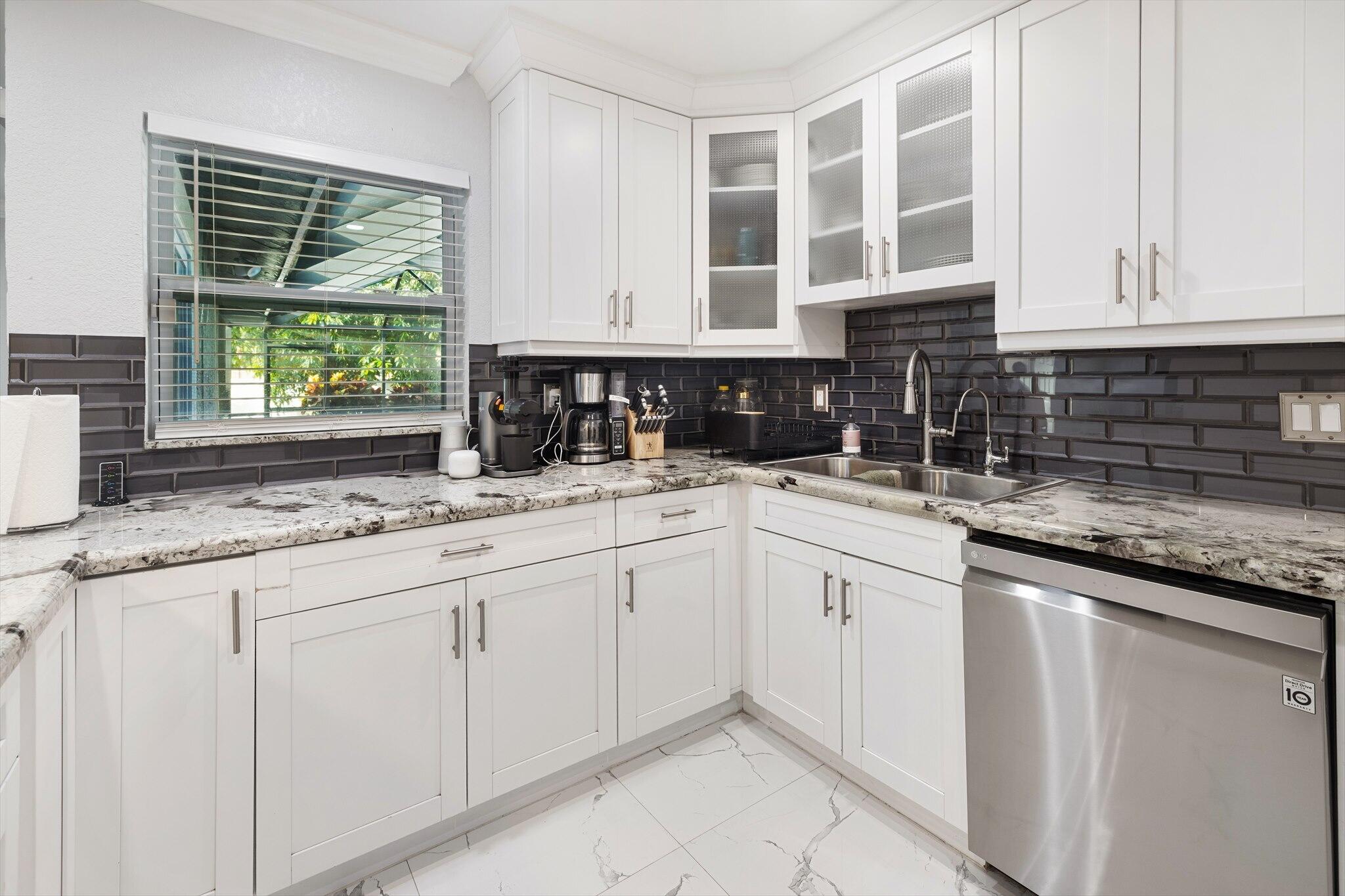 PALM BEACH LAKES NORTH 1 - Residential