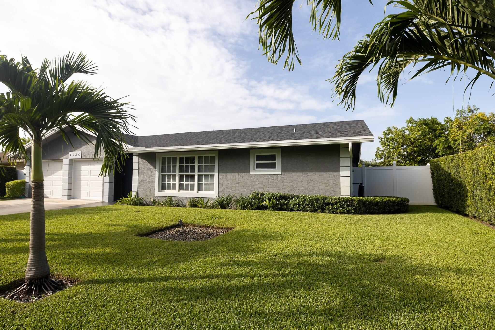 PALM BEACH LAKES NORTH 1 - Residential