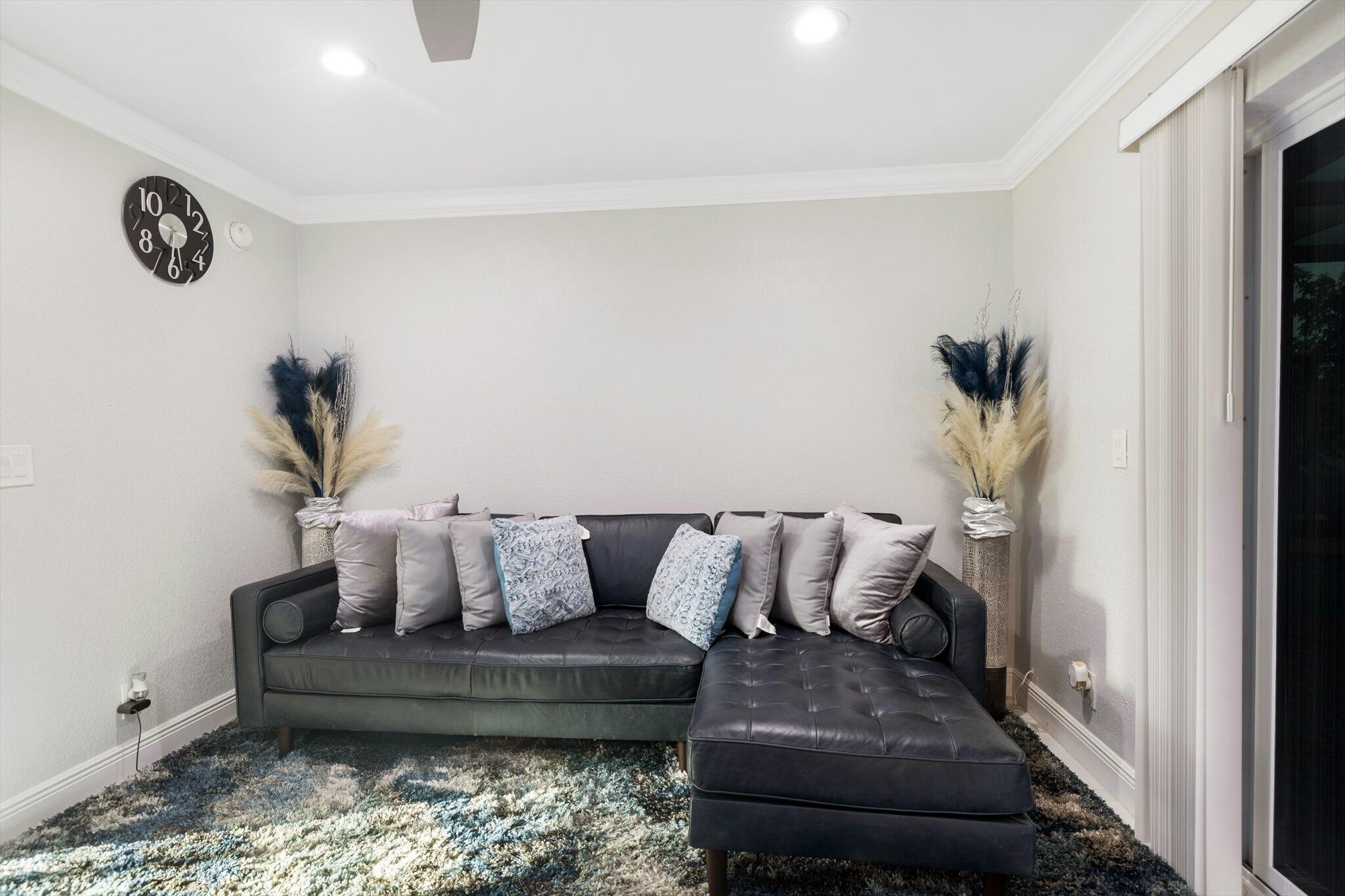 PALM BEACH LAKES NORTH 1 - Residential