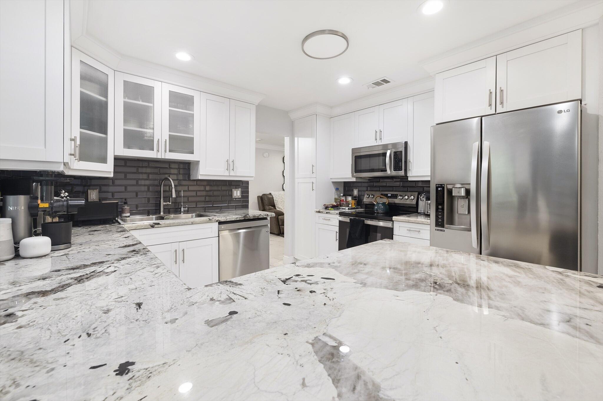 PALM BEACH LAKES NORTH 1 - Residential