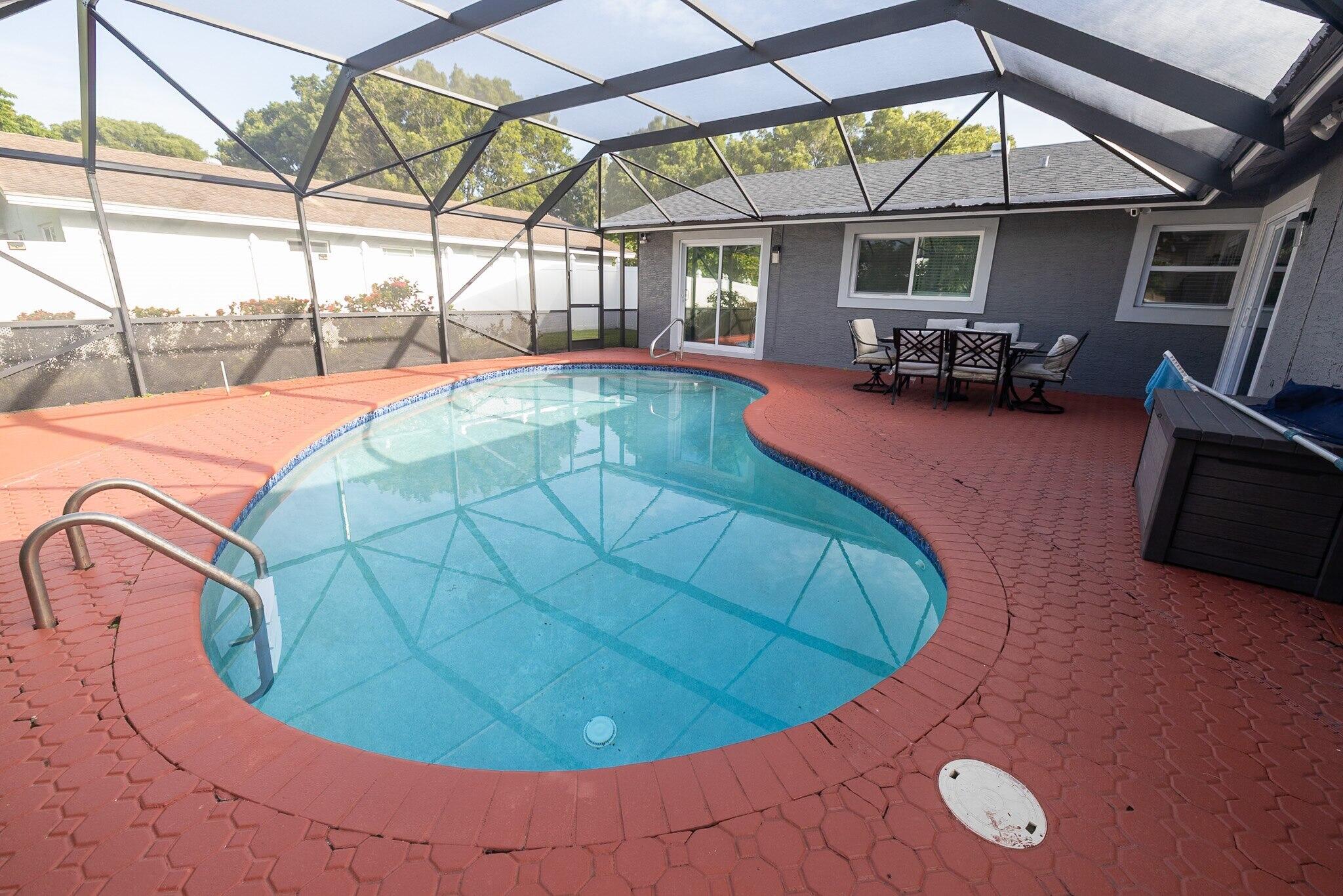 PALM BEACH LAKES NORTH 1 - Residential