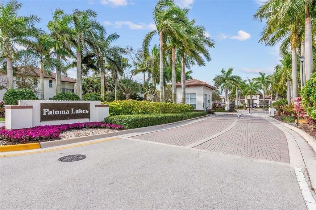 PALOMA LAKES - Residential
