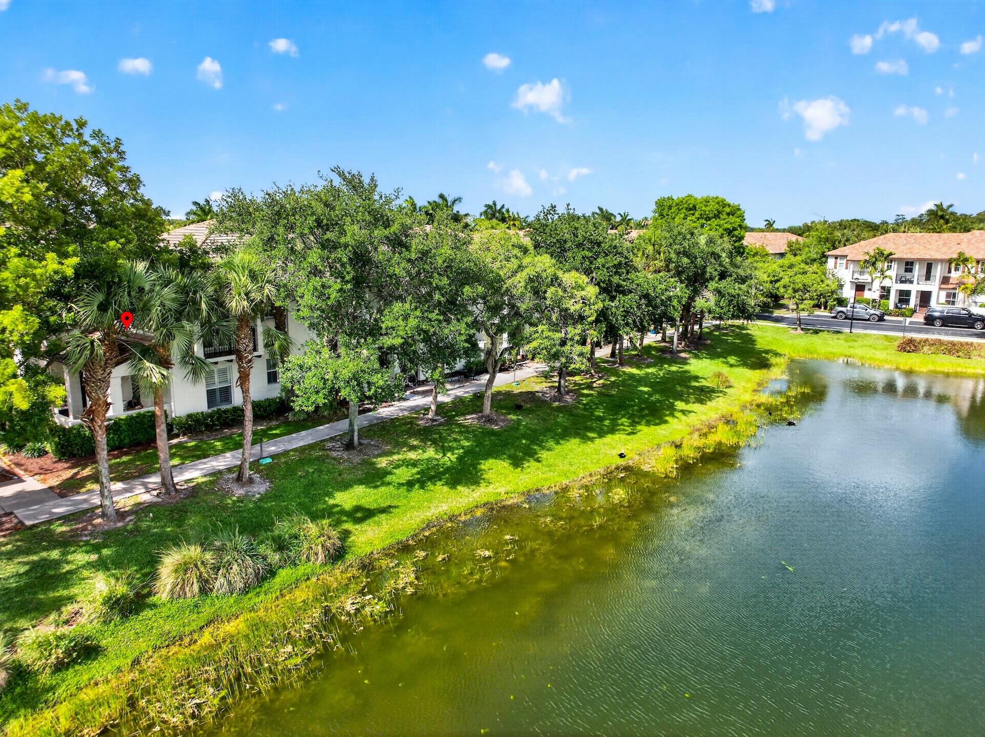 PALOMA LAKES - Residential