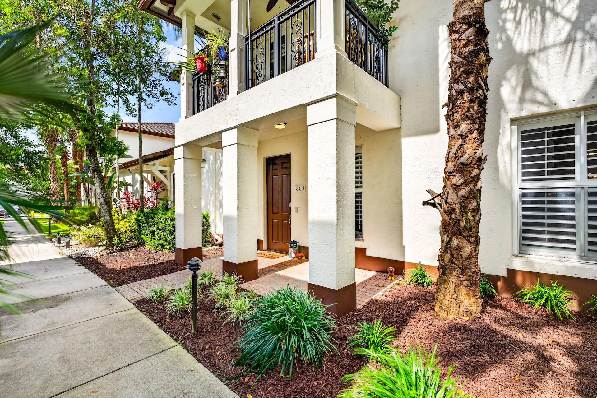 PALOMA LAKES - Residential