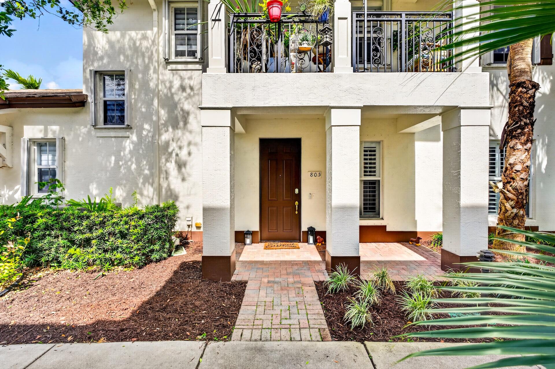 PALOMA LAKES - Residential