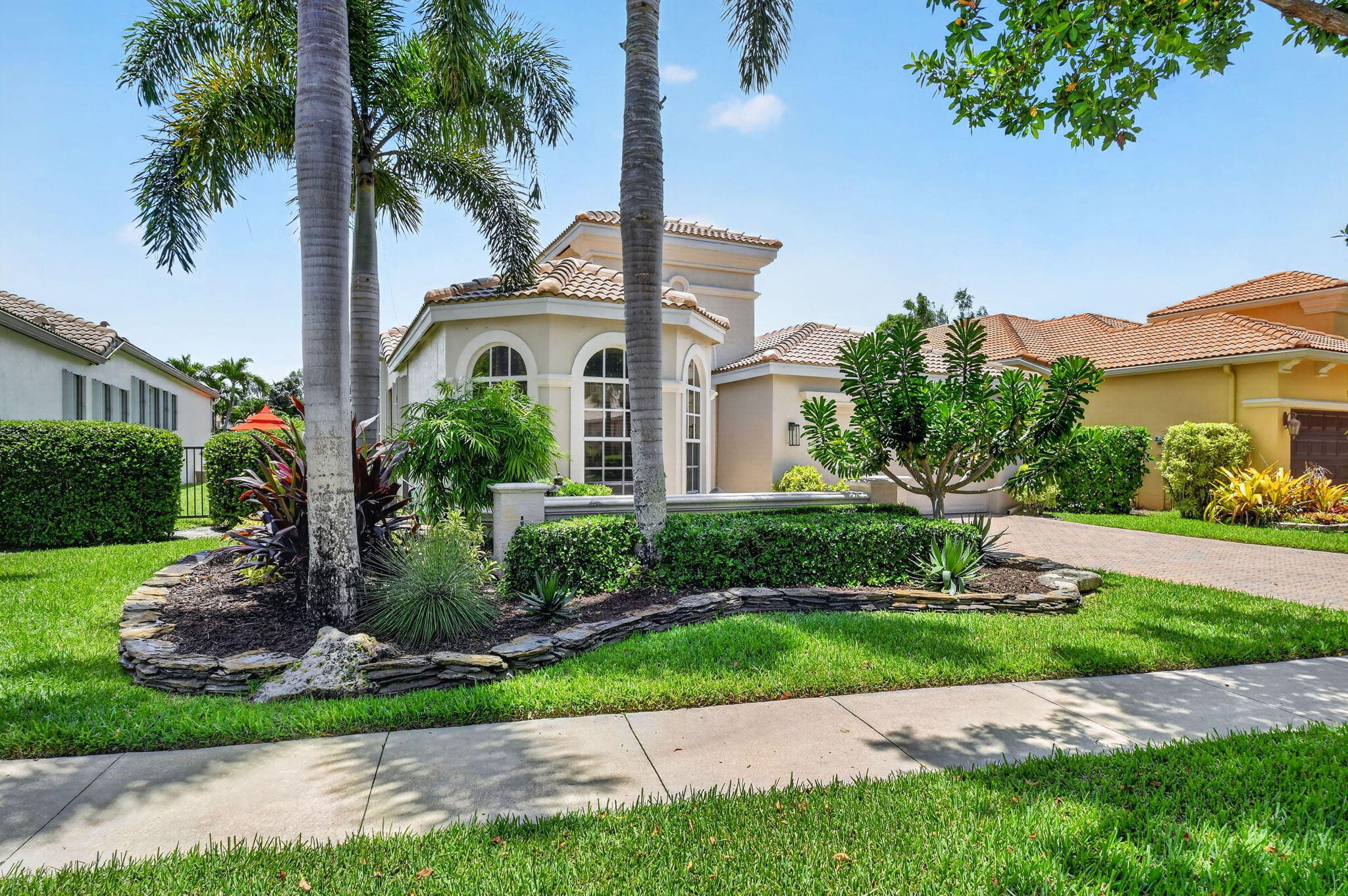 BUENA VIDA - Residential