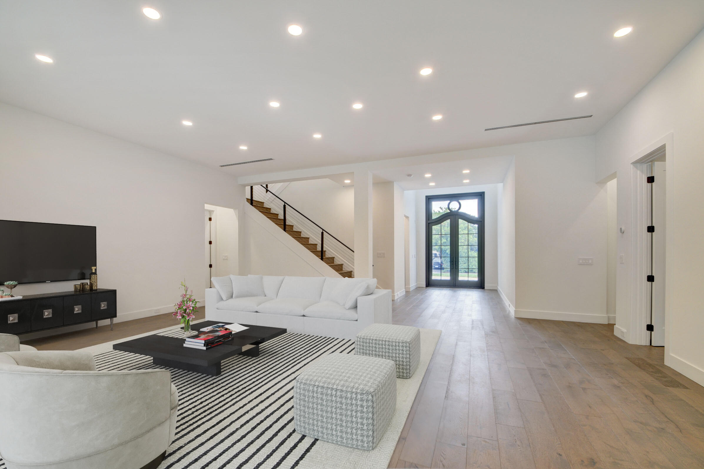 MIRAMAR SHORES - Residential