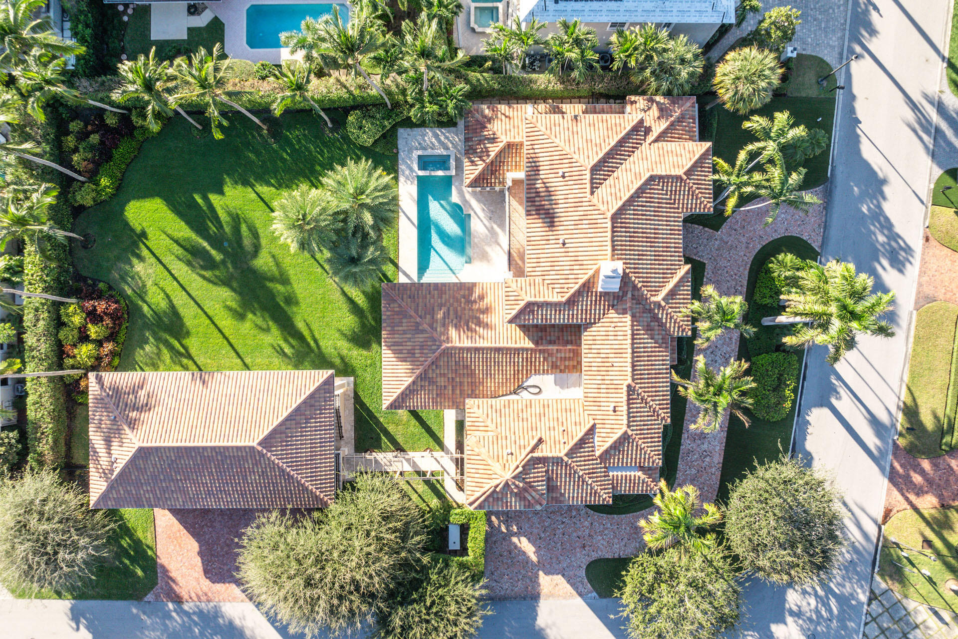 ROYAL PALM YACHT & COUNTRY CLUB - Residential