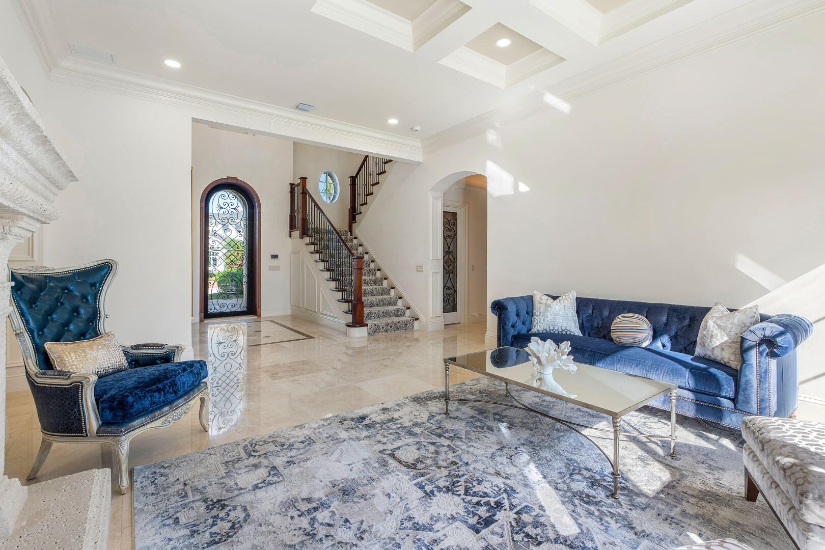 ROYAL PALM YACHT & COUNTRY CLUB - Residential