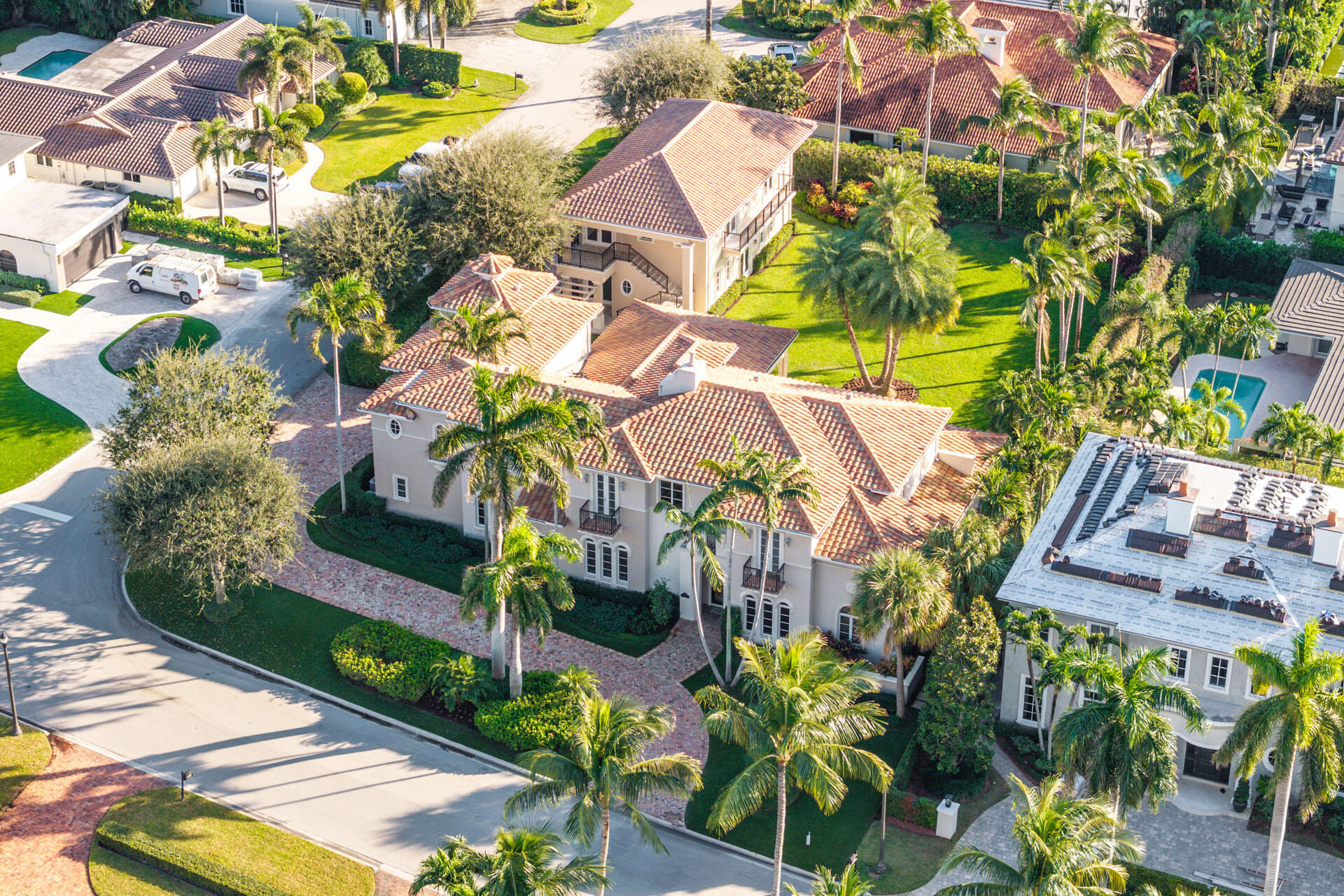 ROYAL PALM YACHT & COUNTRY CLUB - Residential