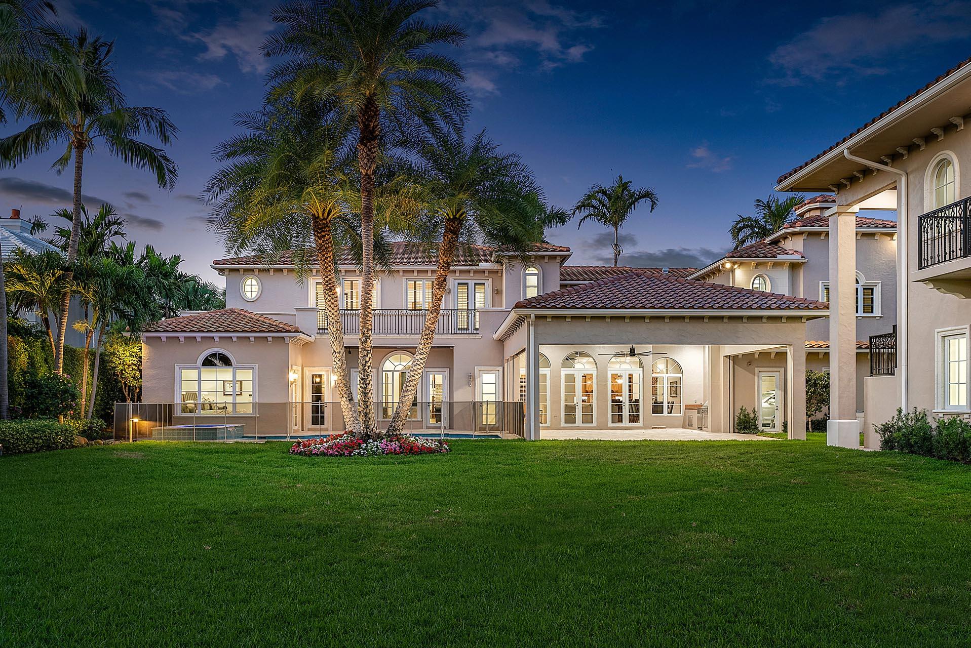 ROYAL PALM YACHT & COUNTRY CLUB - Residential
