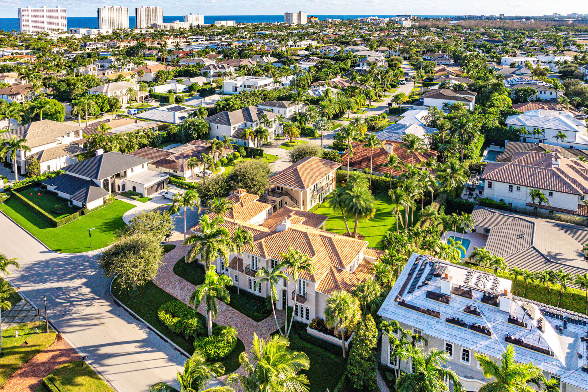 ROYAL PALM YACHT & COUNTRY CLUB - Residential