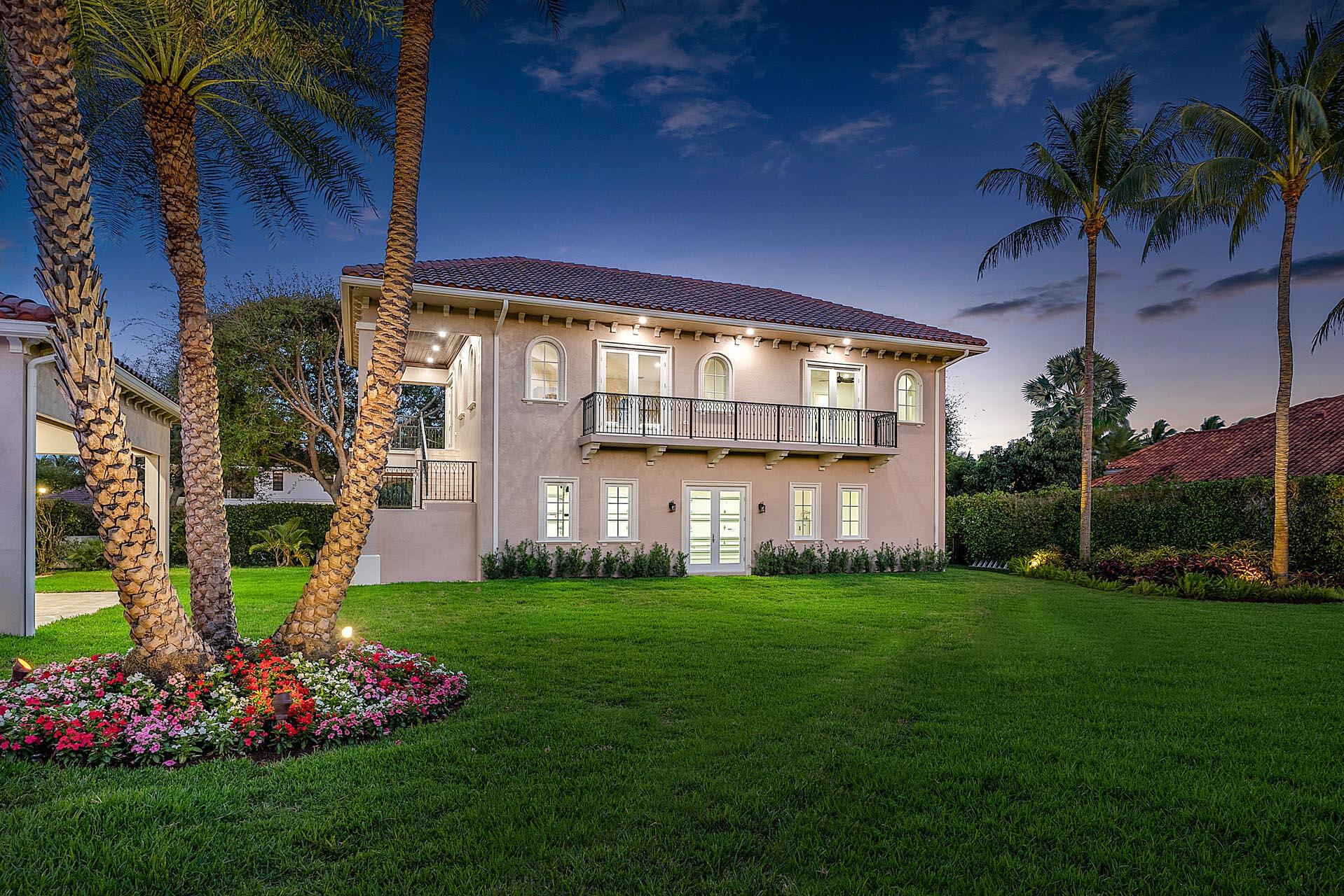 ROYAL PALM YACHT & COUNTRY CLUB - Residential
