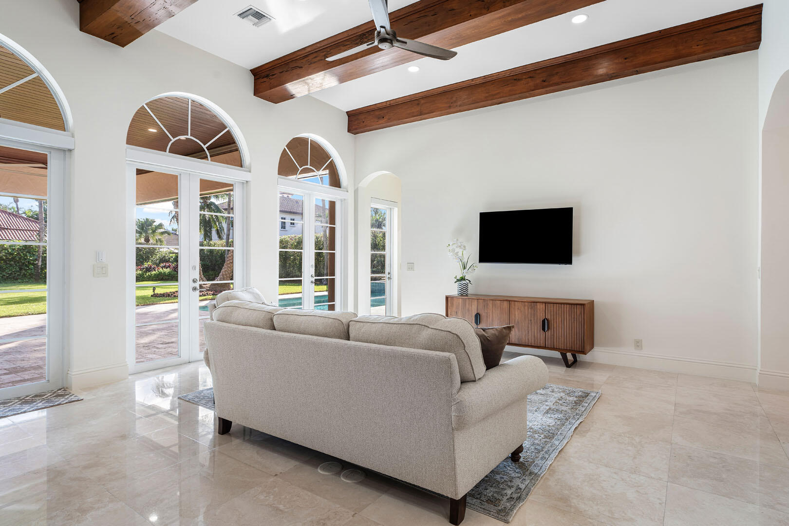 ROYAL PALM YACHT & COUNTRY CLUB - Residential