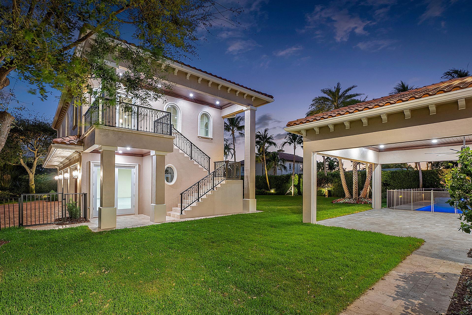 ROYAL PALM YACHT & COUNTRY CLUB - Residential