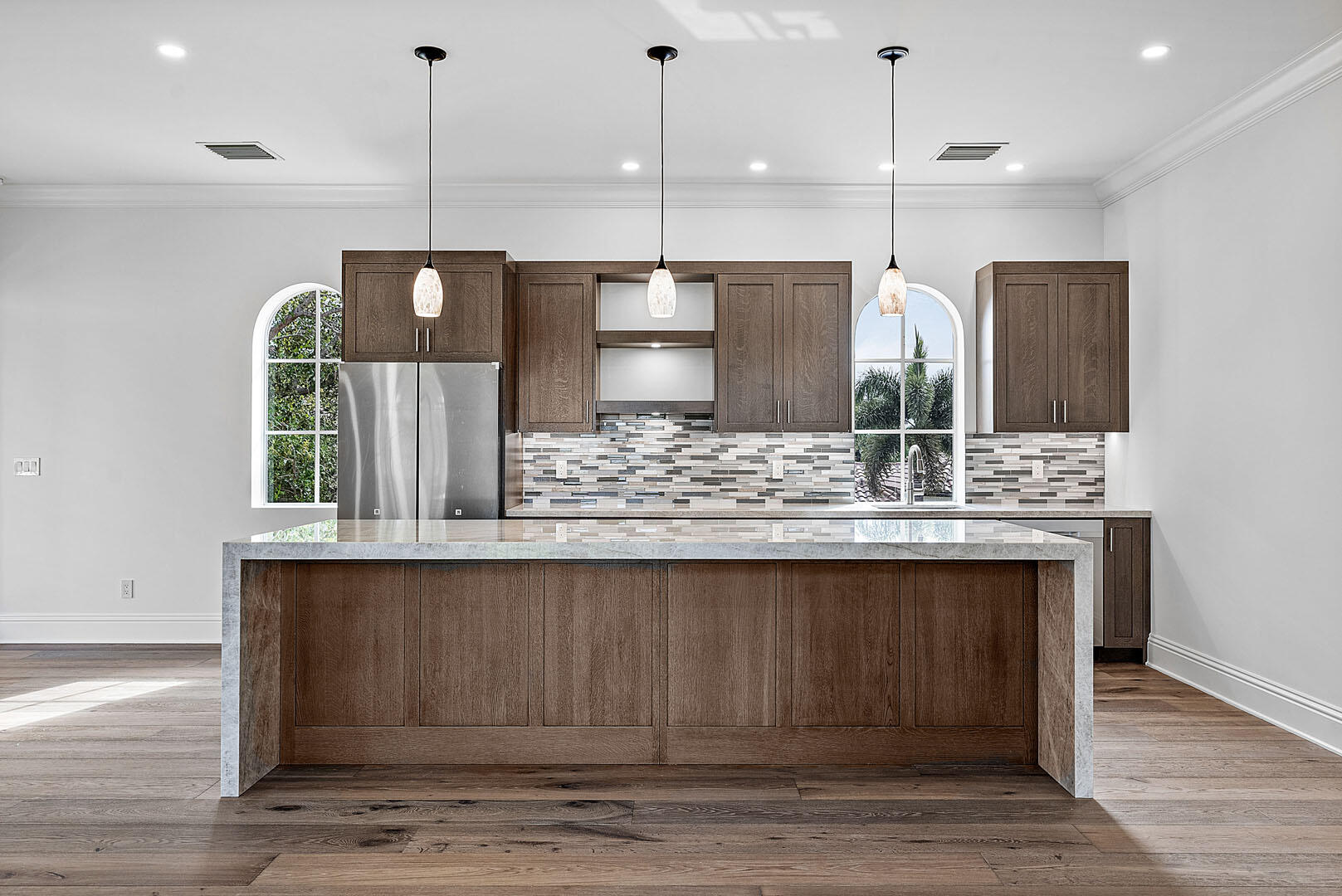 ROYAL PALM YACHT & COUNTRY CLUB - Residential