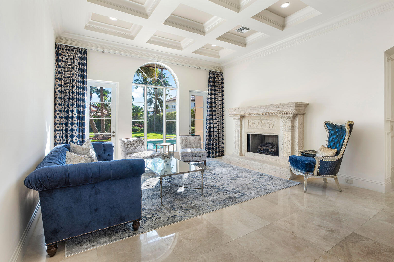 ROYAL PALM YACHT & COUNTRY CLUB - Residential