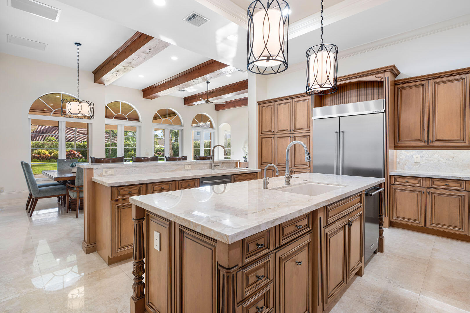 ROYAL PALM YACHT & COUNTRY CLUB - Residential
