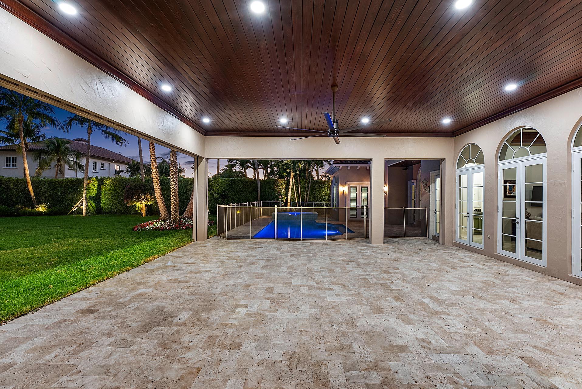 ROYAL PALM YACHT & COUNTRY CLUB - Residential