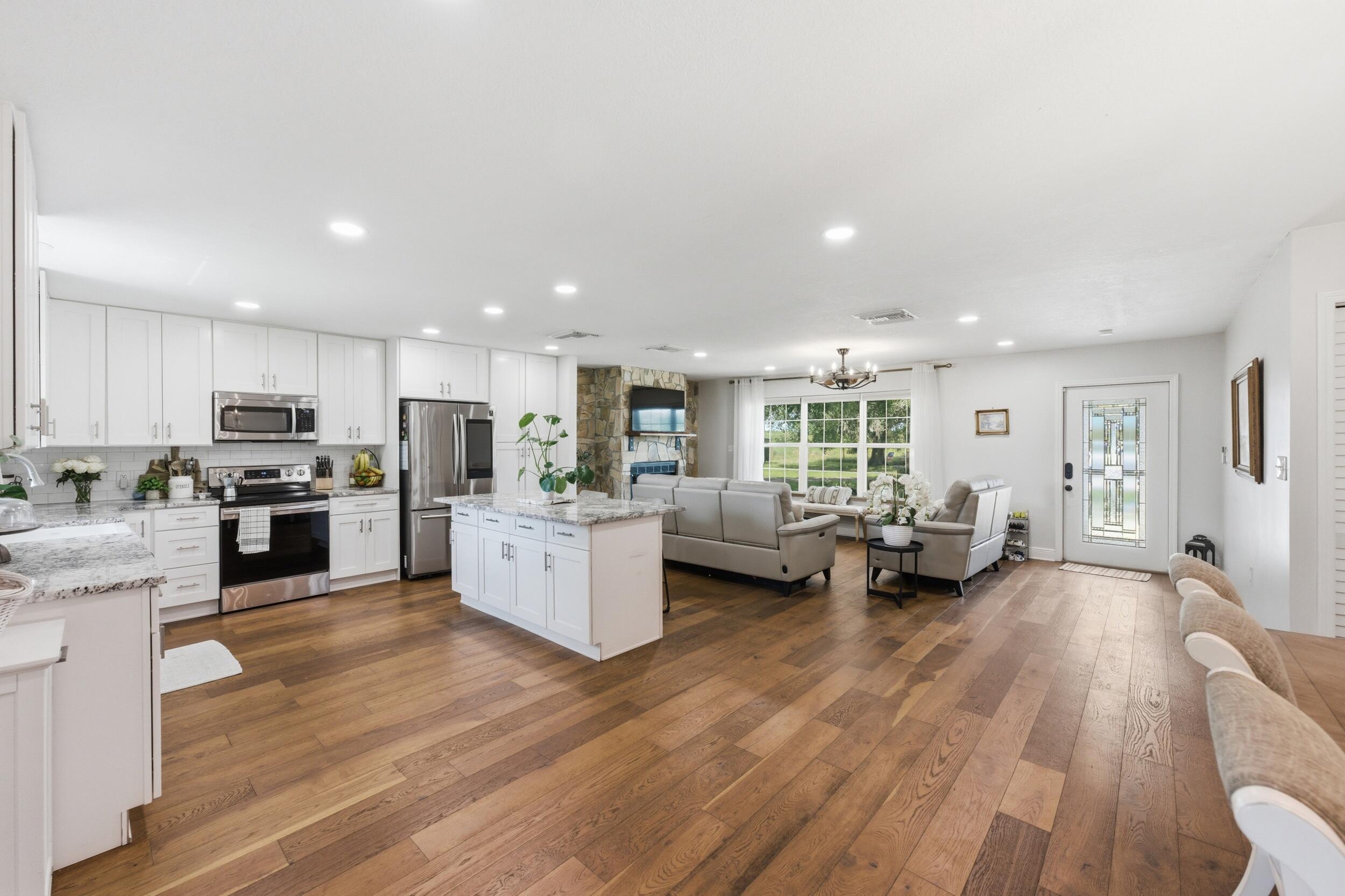 METES AND BOUNDS - Residential