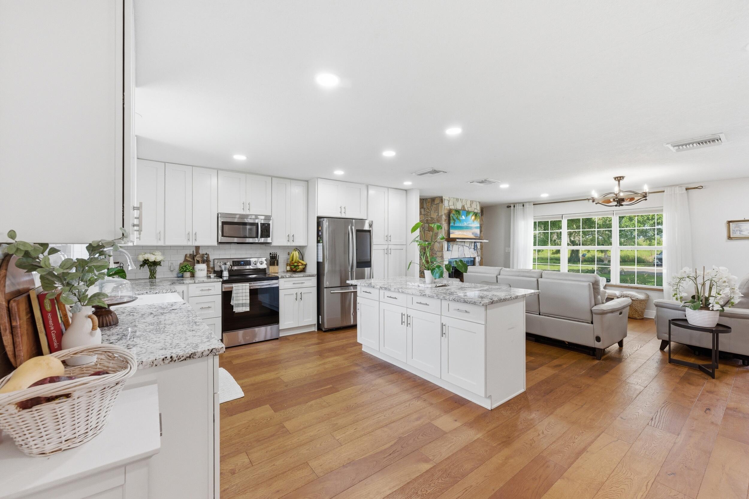 METES AND BOUNDS - Residential