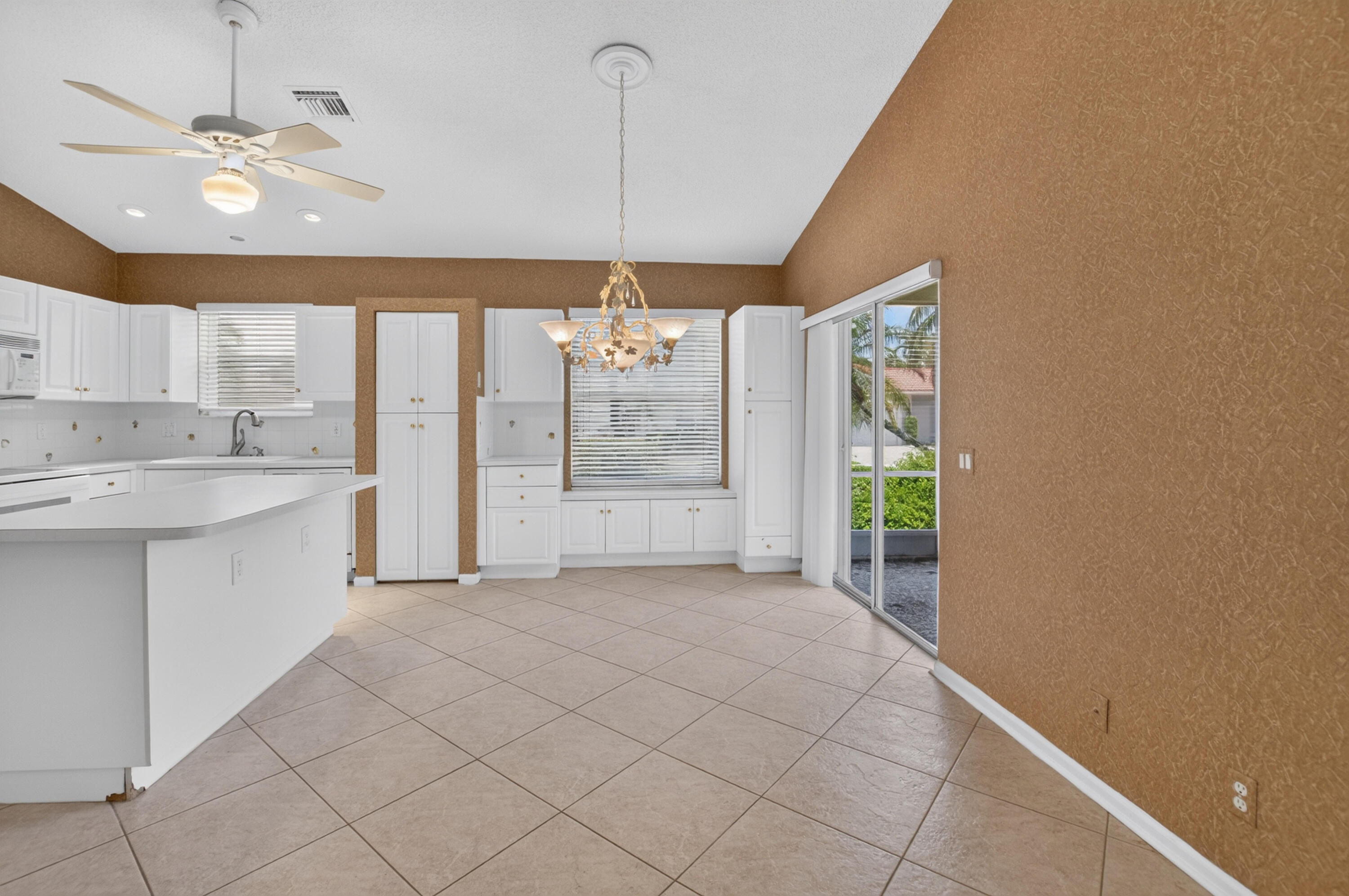 INDIAN HILLS 1 - Residential