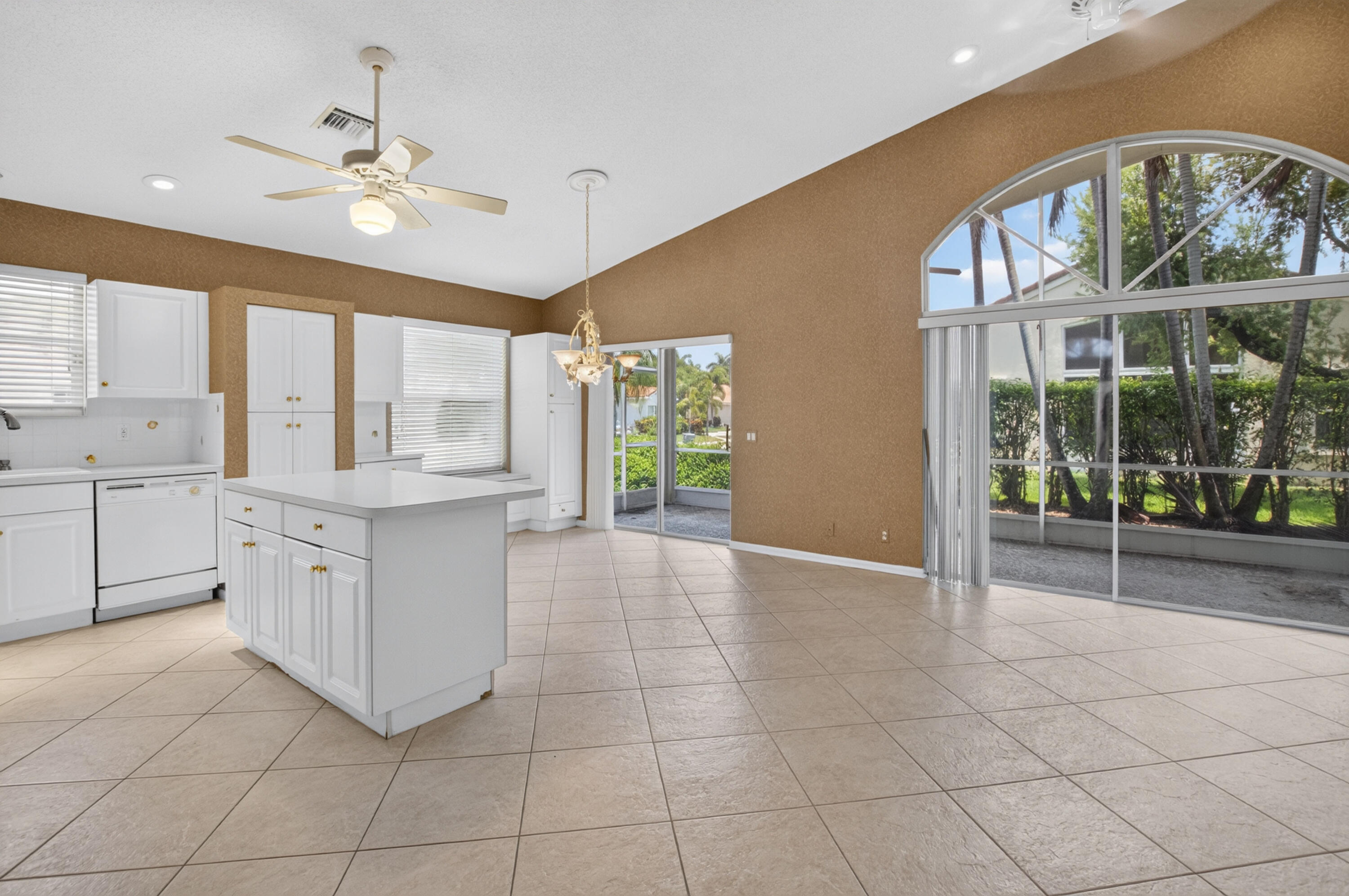 INDIAN HILLS 1 - Residential