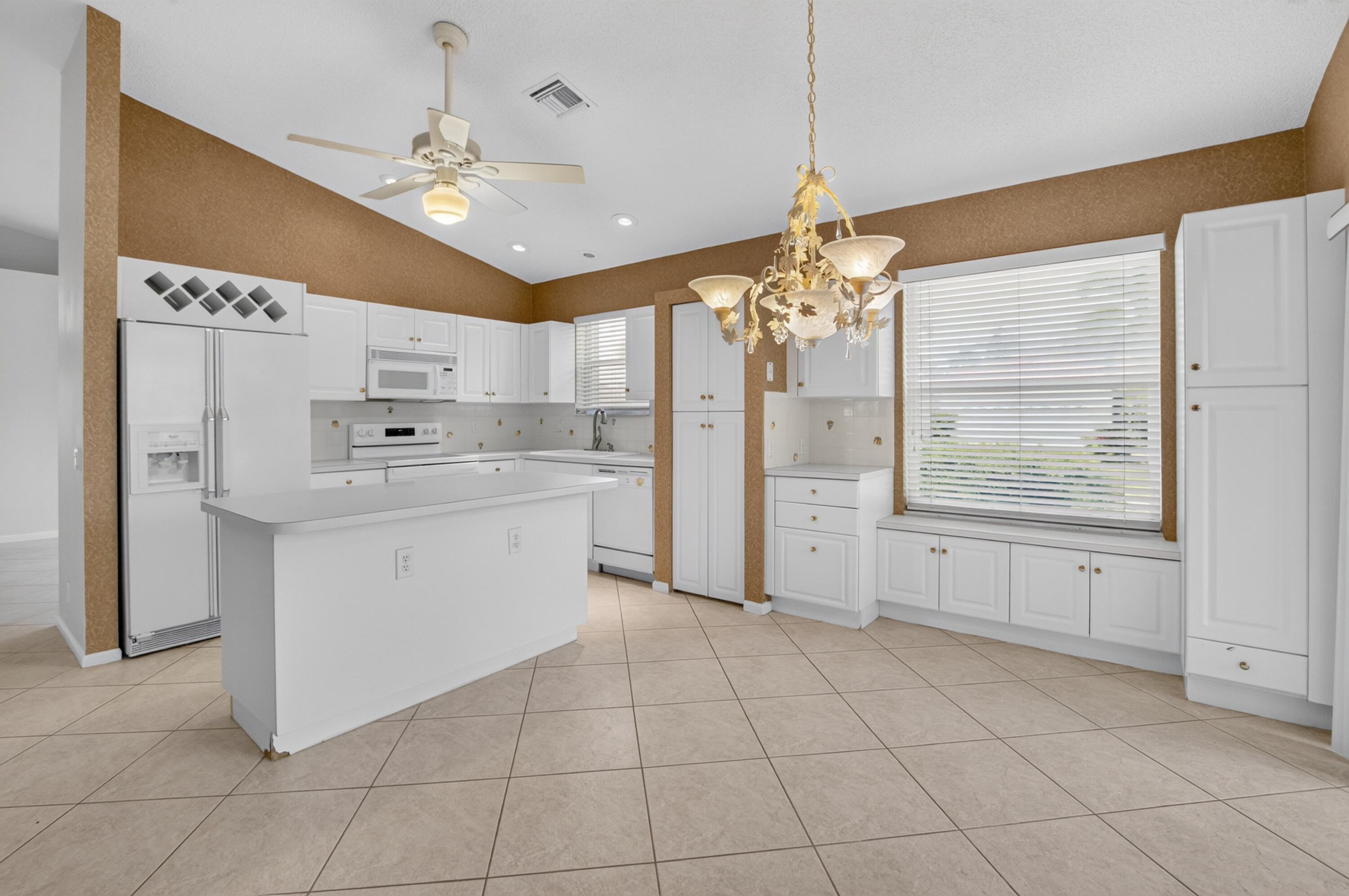INDIAN HILLS 1 - Residential