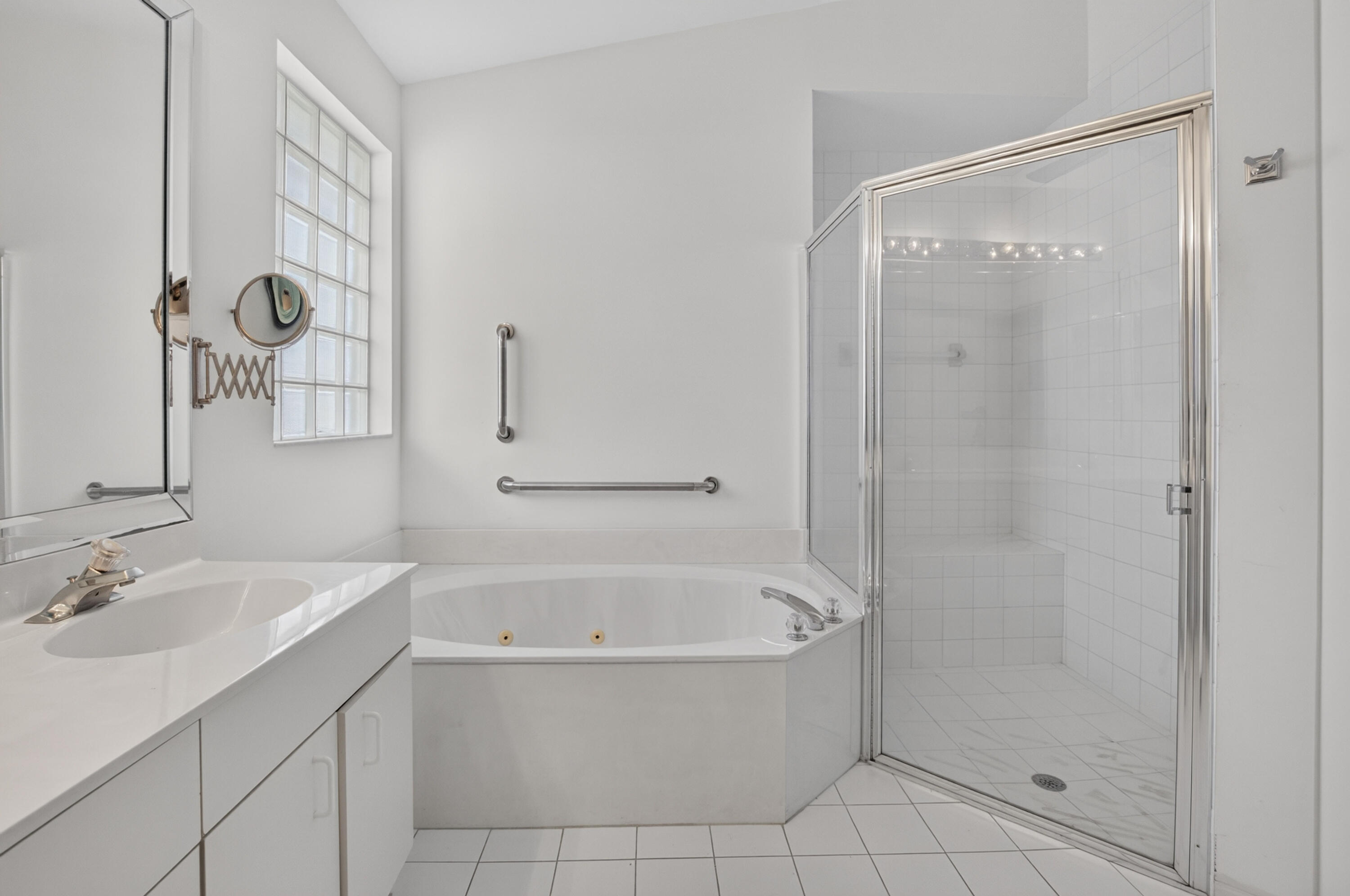 INDIAN HILLS 1 - Residential
