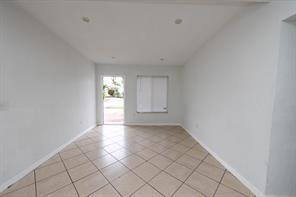 BOULEVARD GARDENS FIRST ADD - Residential Lease