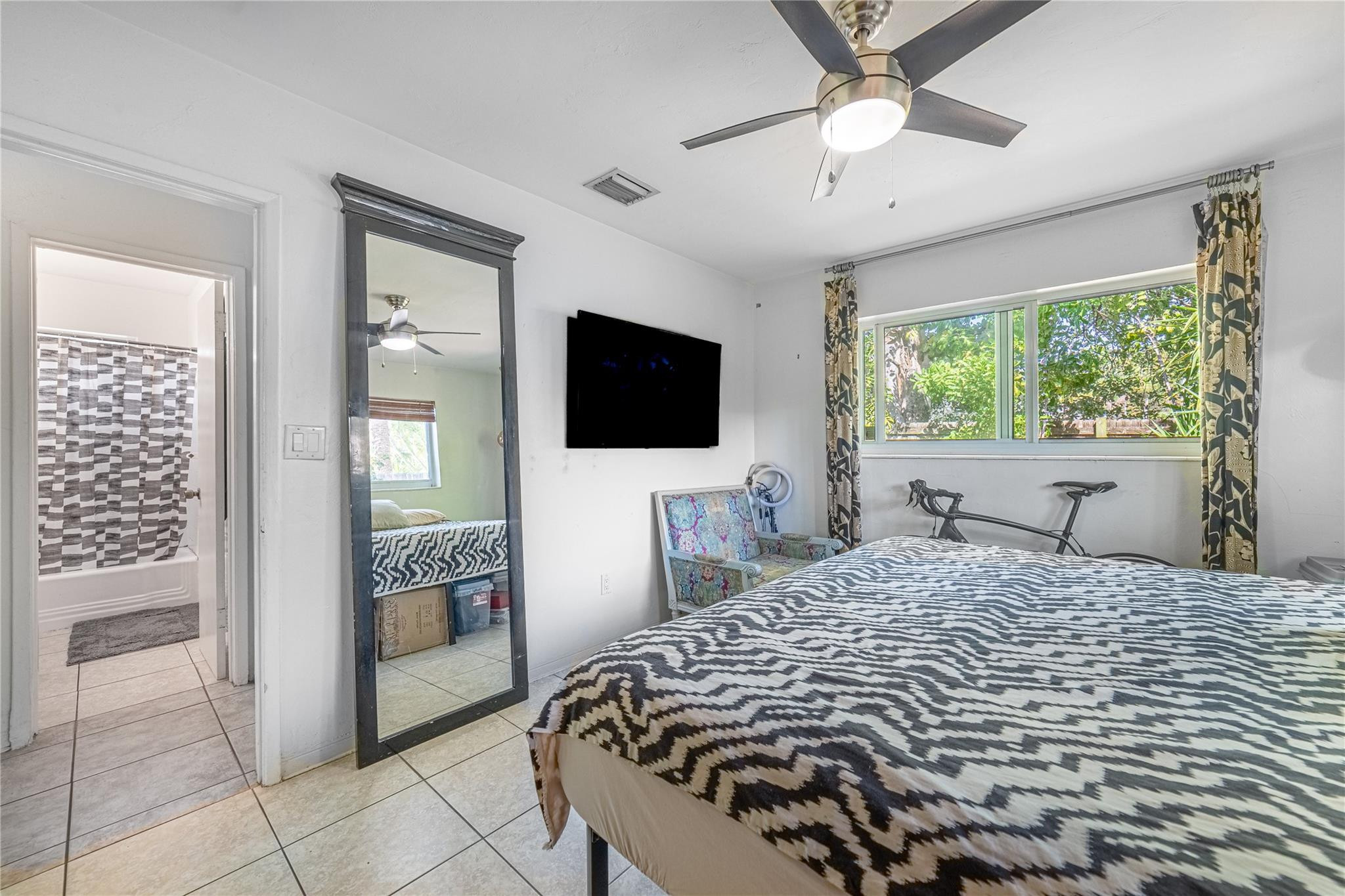 WILTON MANORS - Residential Income