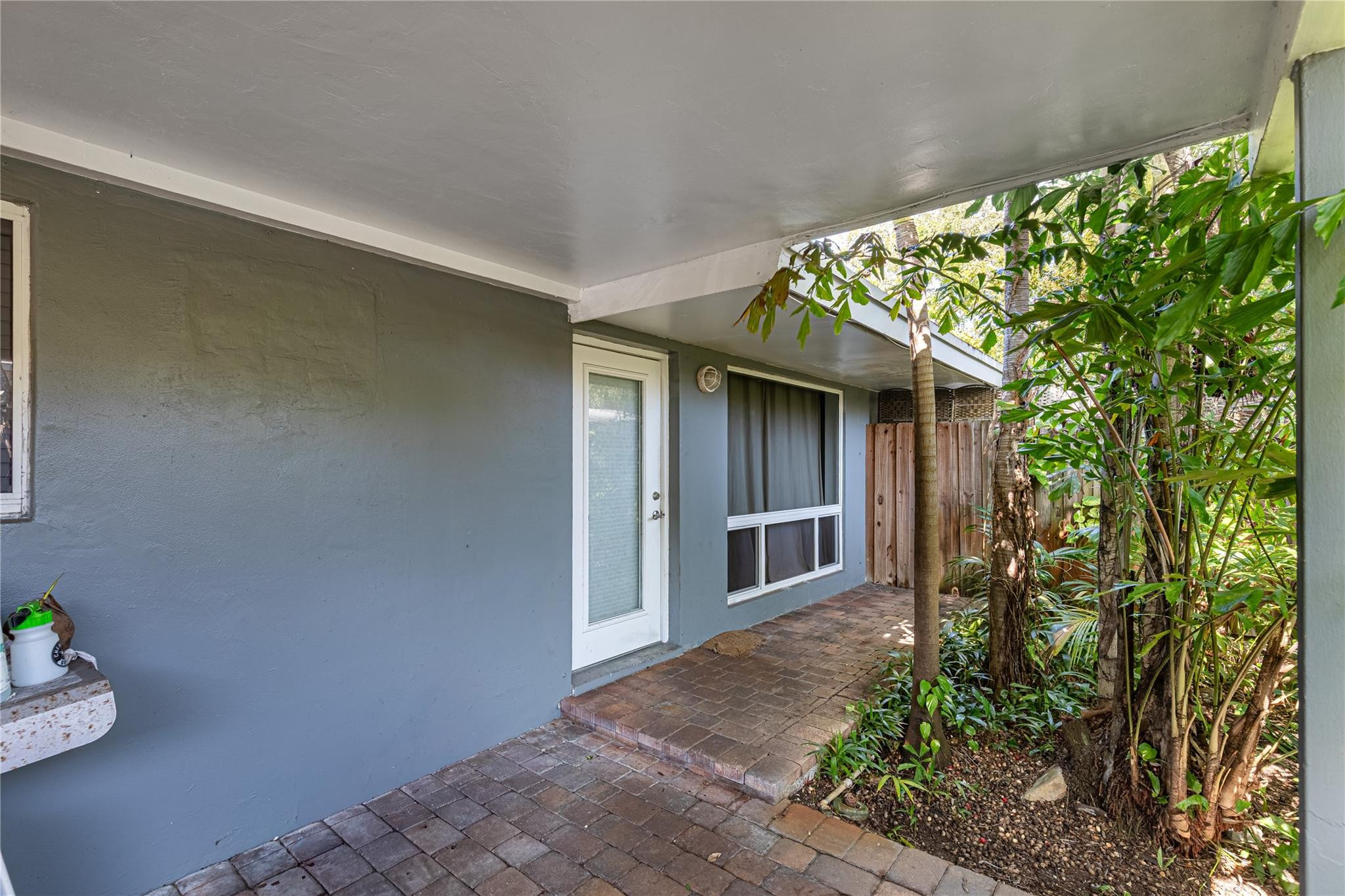 WILTON MANORS - Residential Income