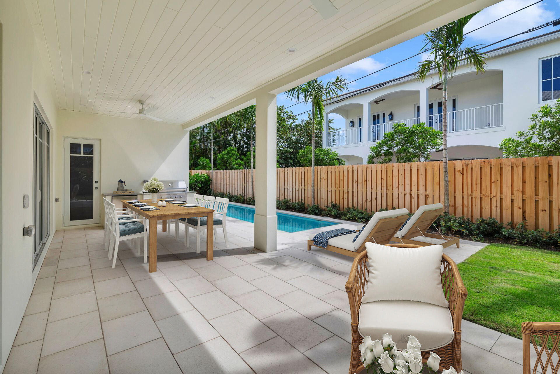EDGEWATER - Residential
