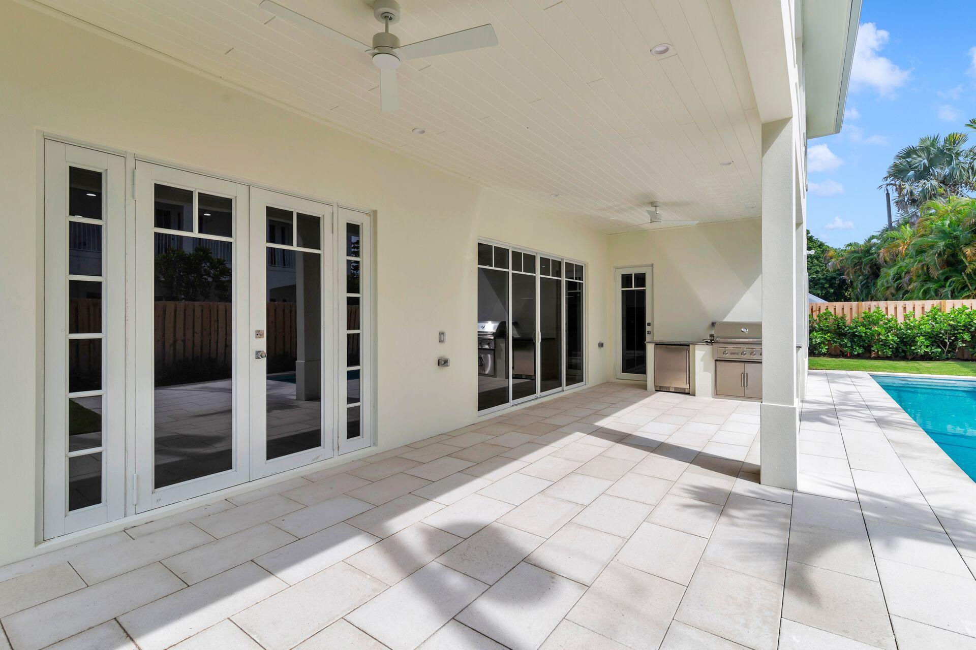 EDGEWATER - Residential