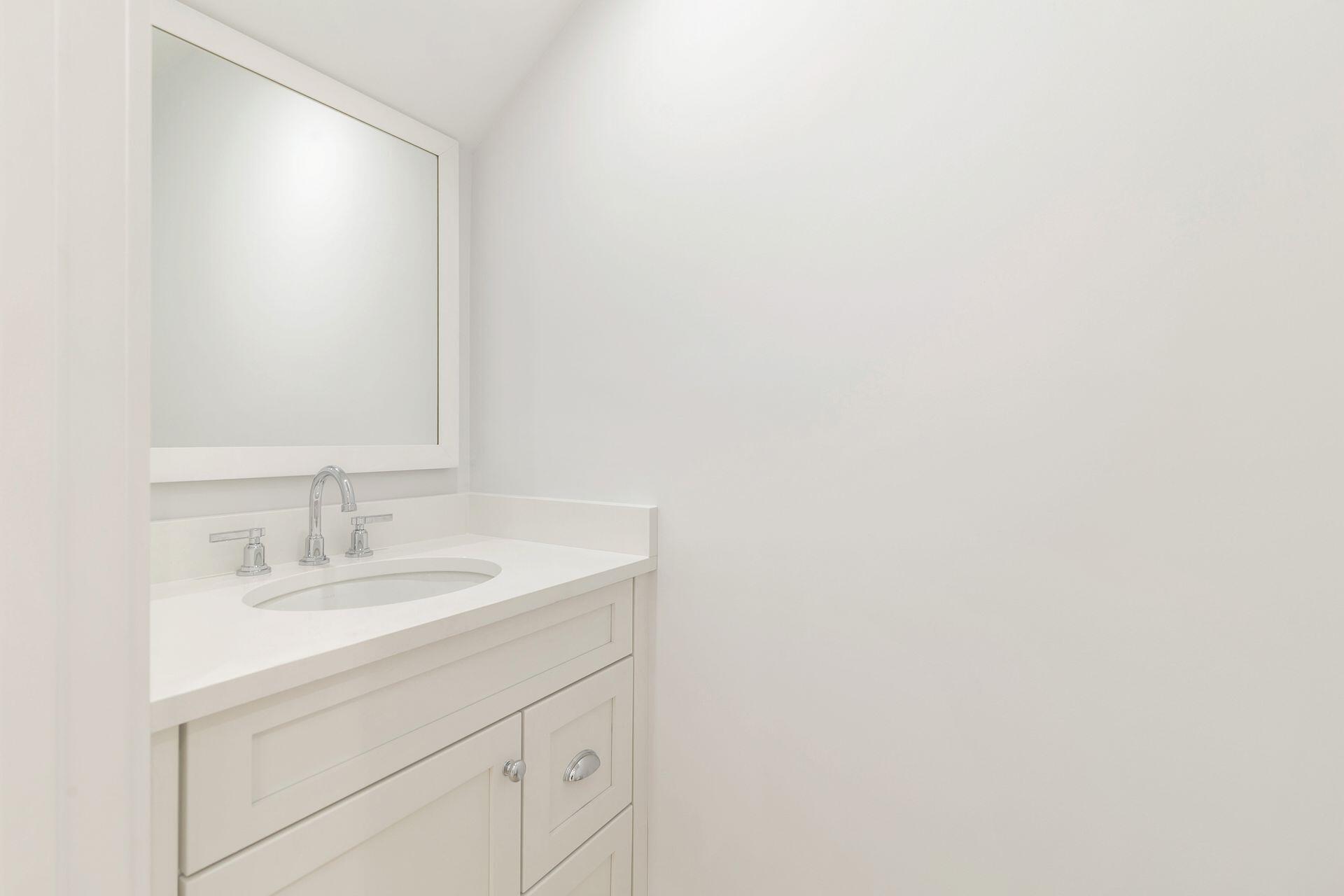 EDGEWATER - Residential