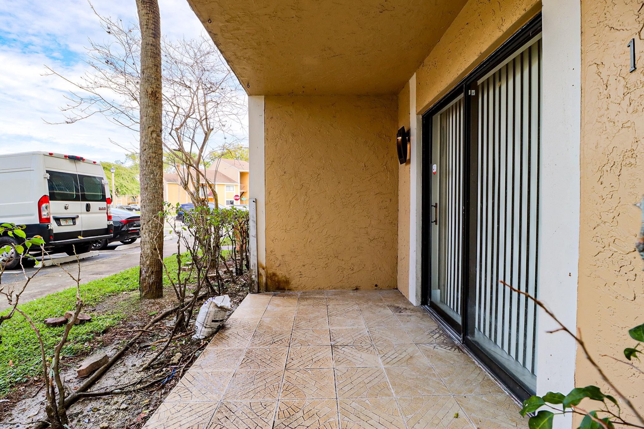 The Palms of Pembroke - Residential