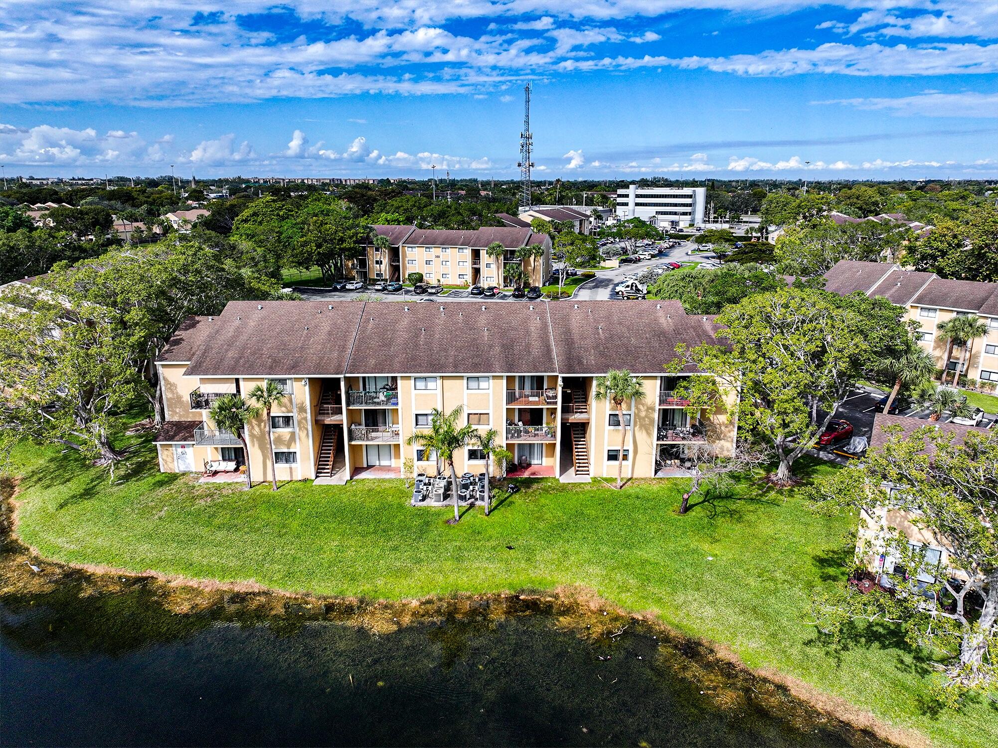 The Palms of Pembroke - Residential