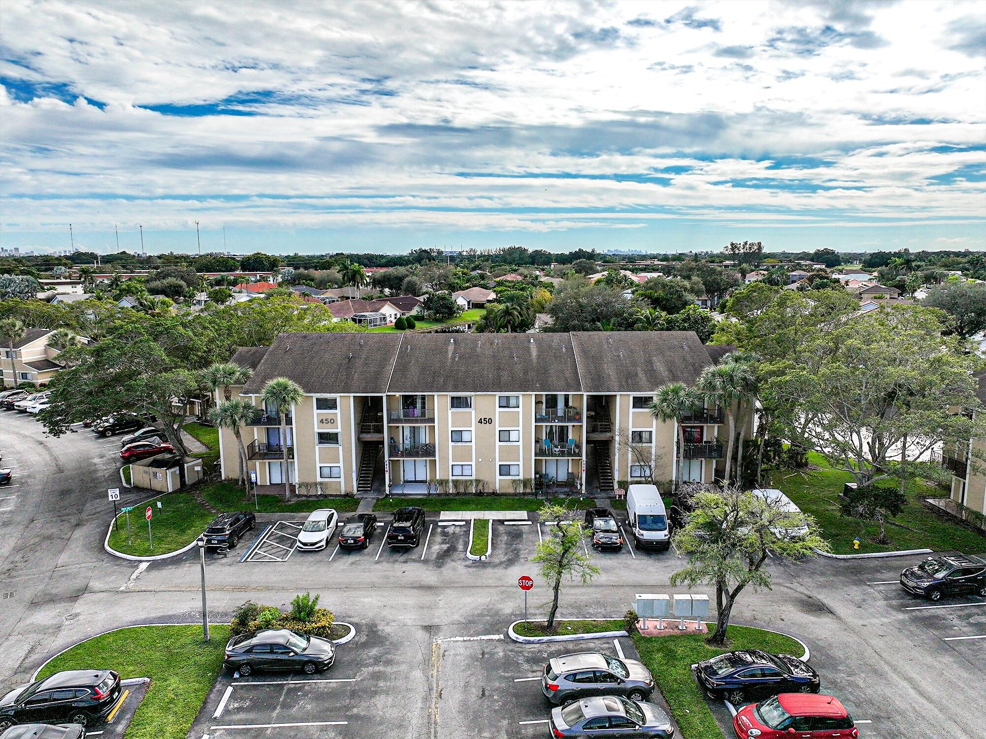 The Palms of Pembroke - Residential
