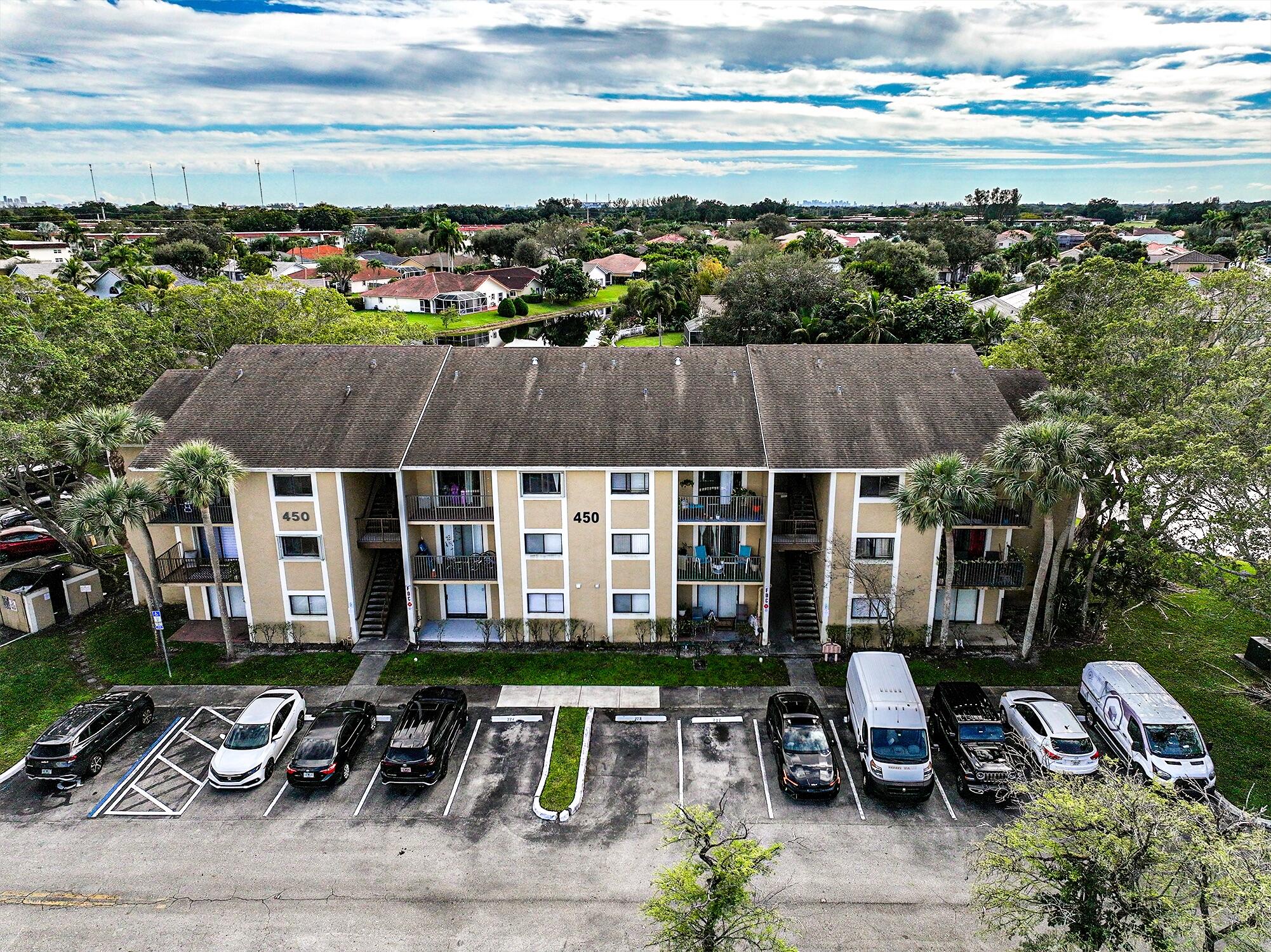 The Palms of Pembroke - Residential