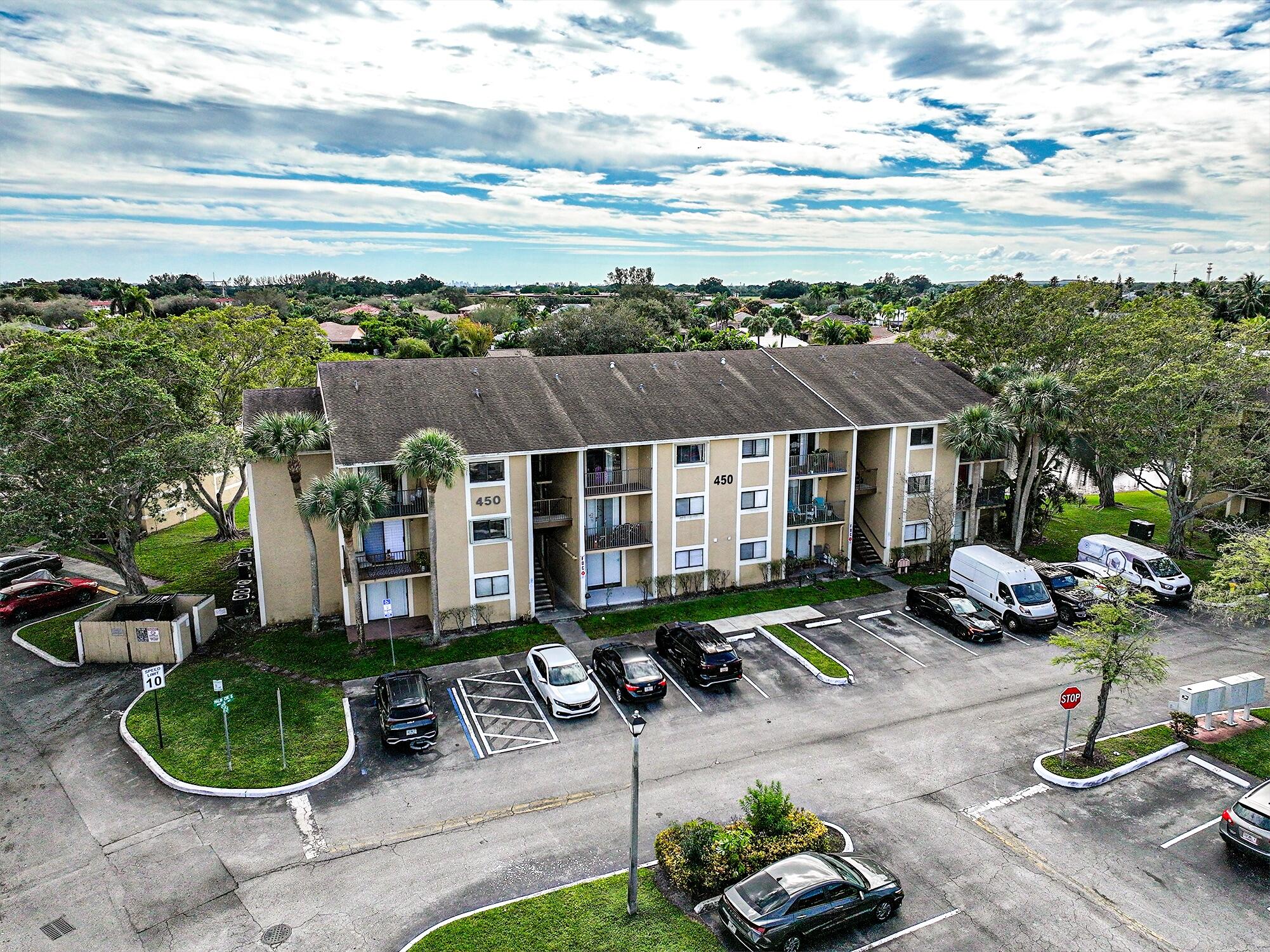 The Palms of Pembroke - Residential