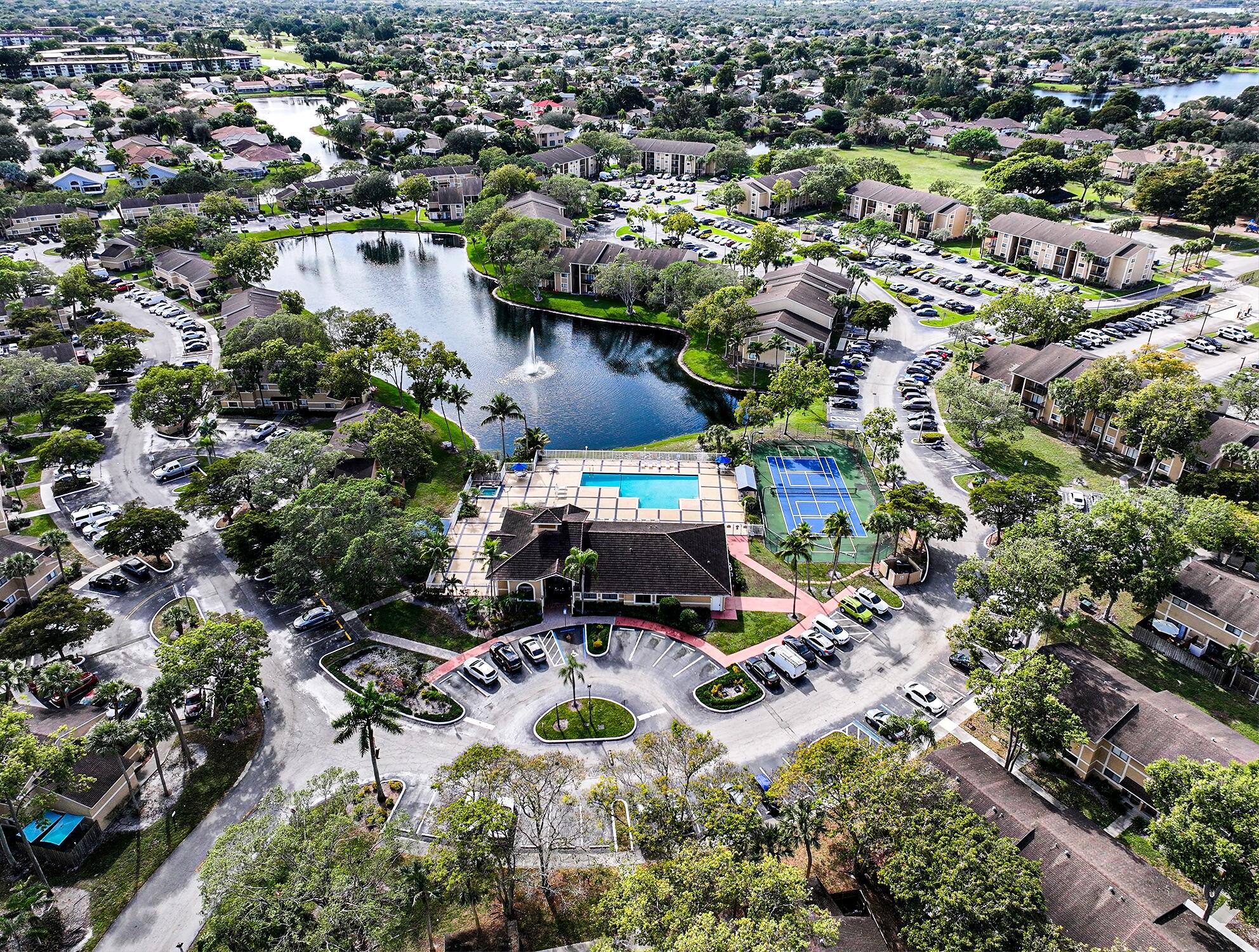 The Palms of Pembroke - Residential
