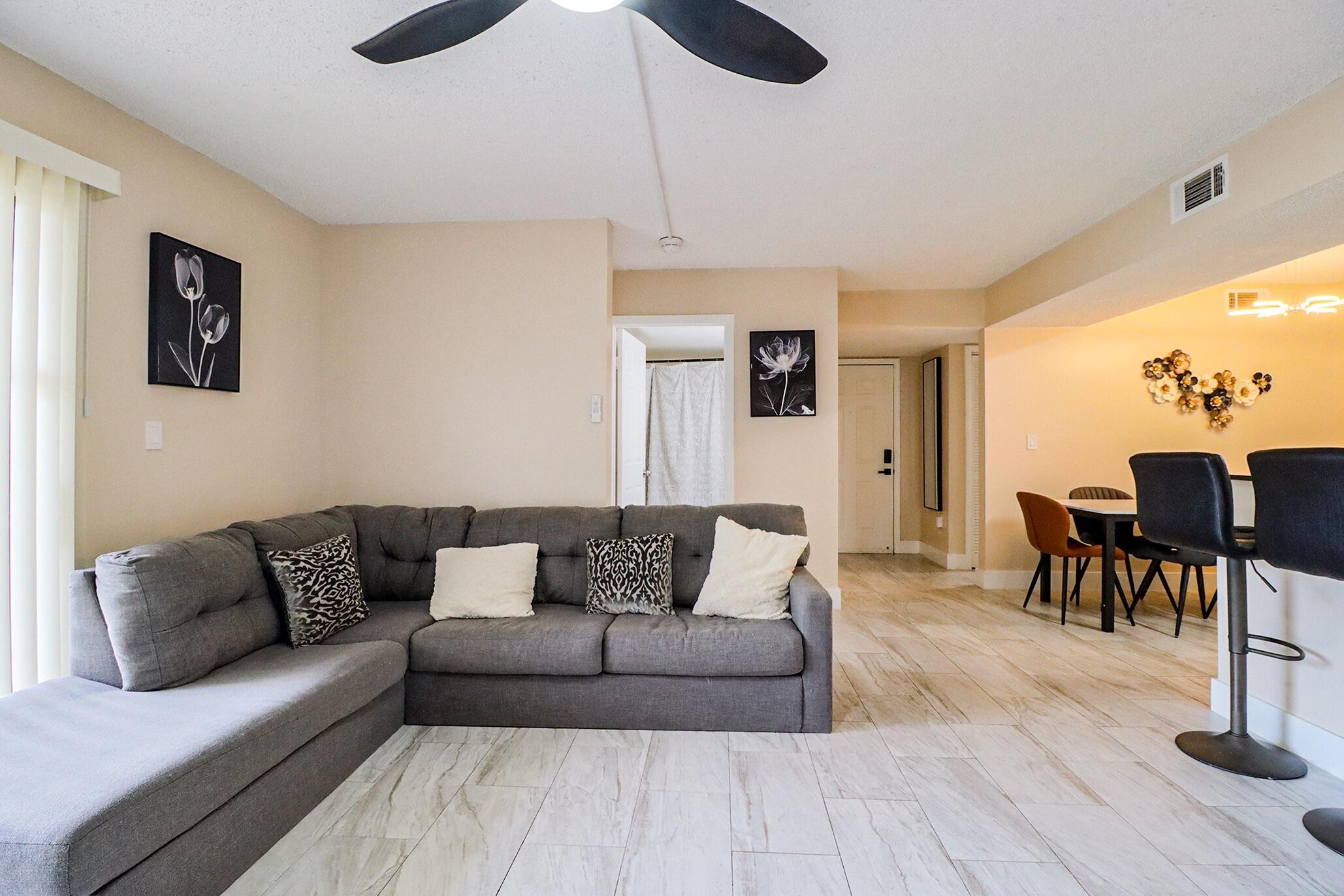 The Palms of Pembroke - Residential