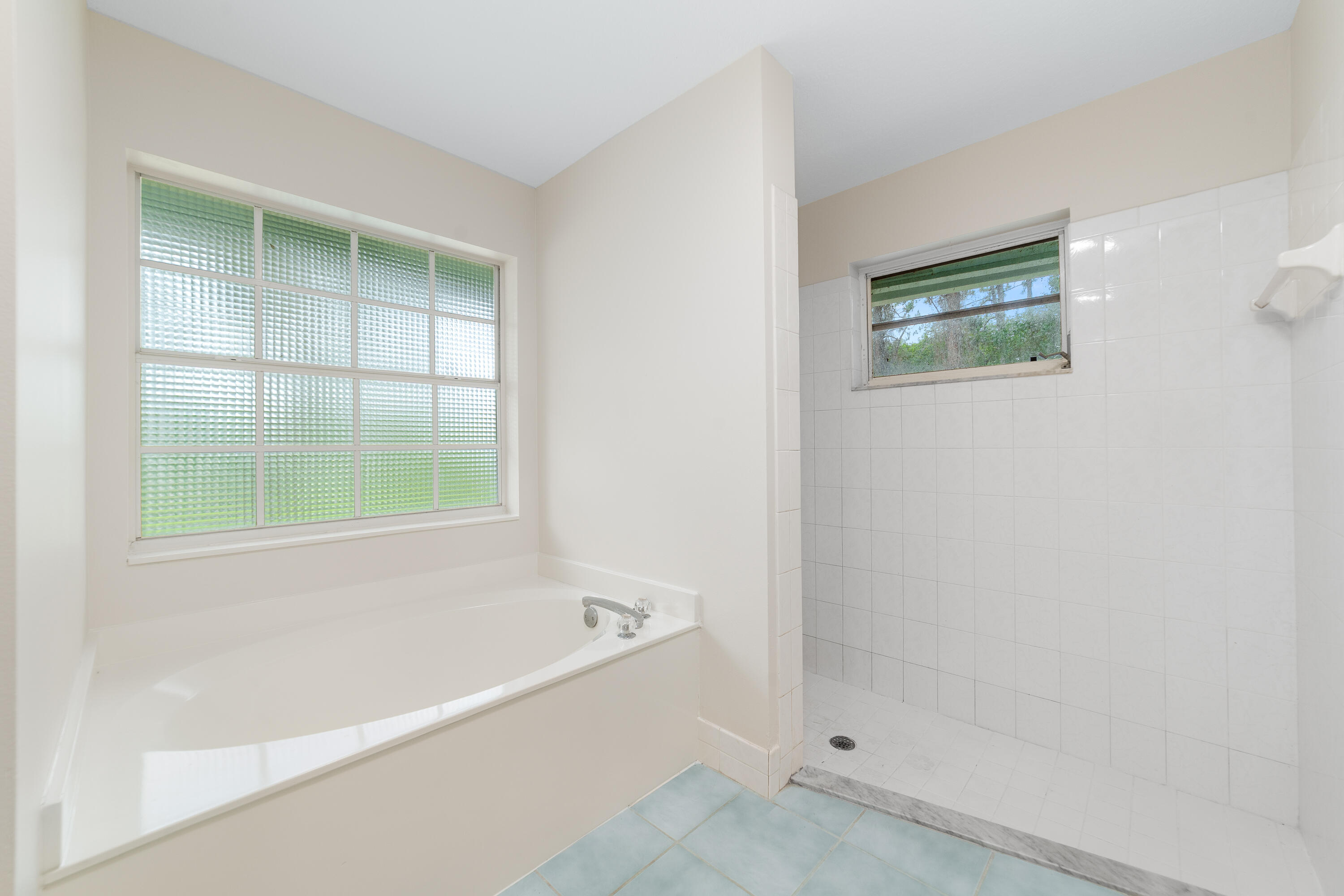 Acreage & Unrec - Residential