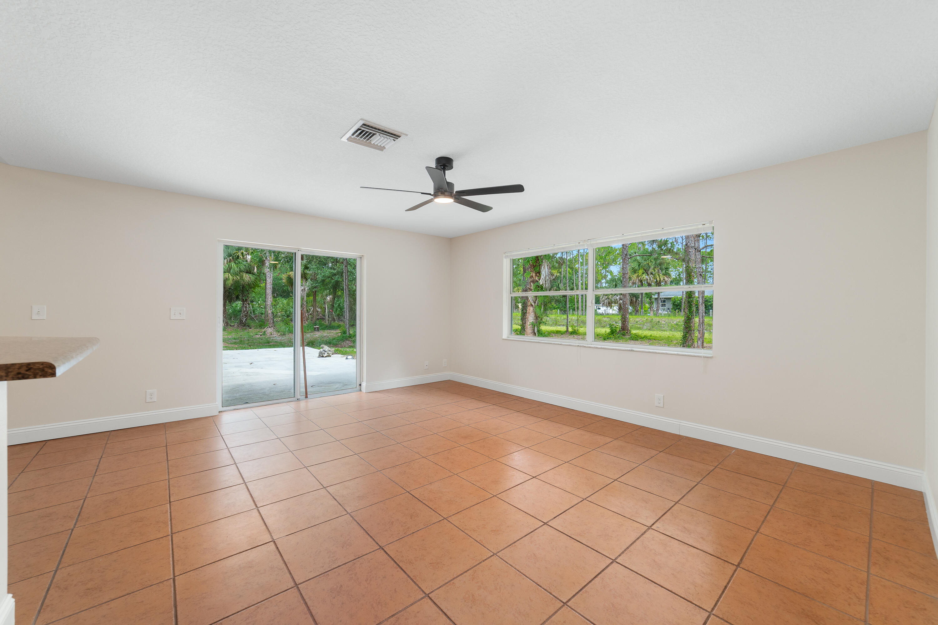 Acreage & Unrec - Residential